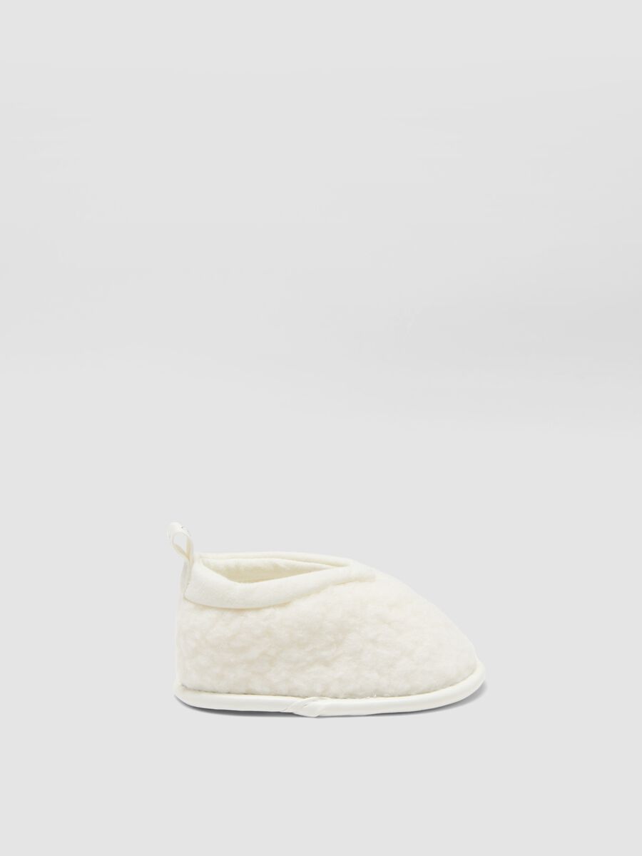Scarpine bianche morbide e imbottite_0