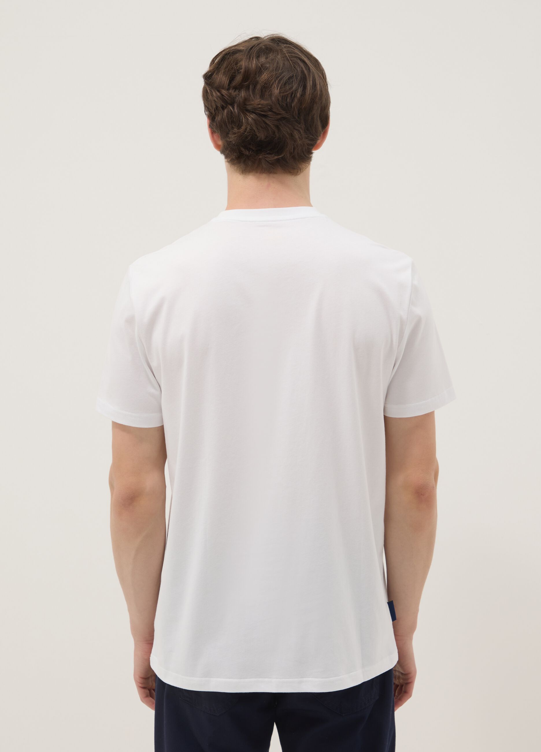 Wei&szlig;es T-Shirt aus reiner Baumwolle mit Frontprint, Regular Fit