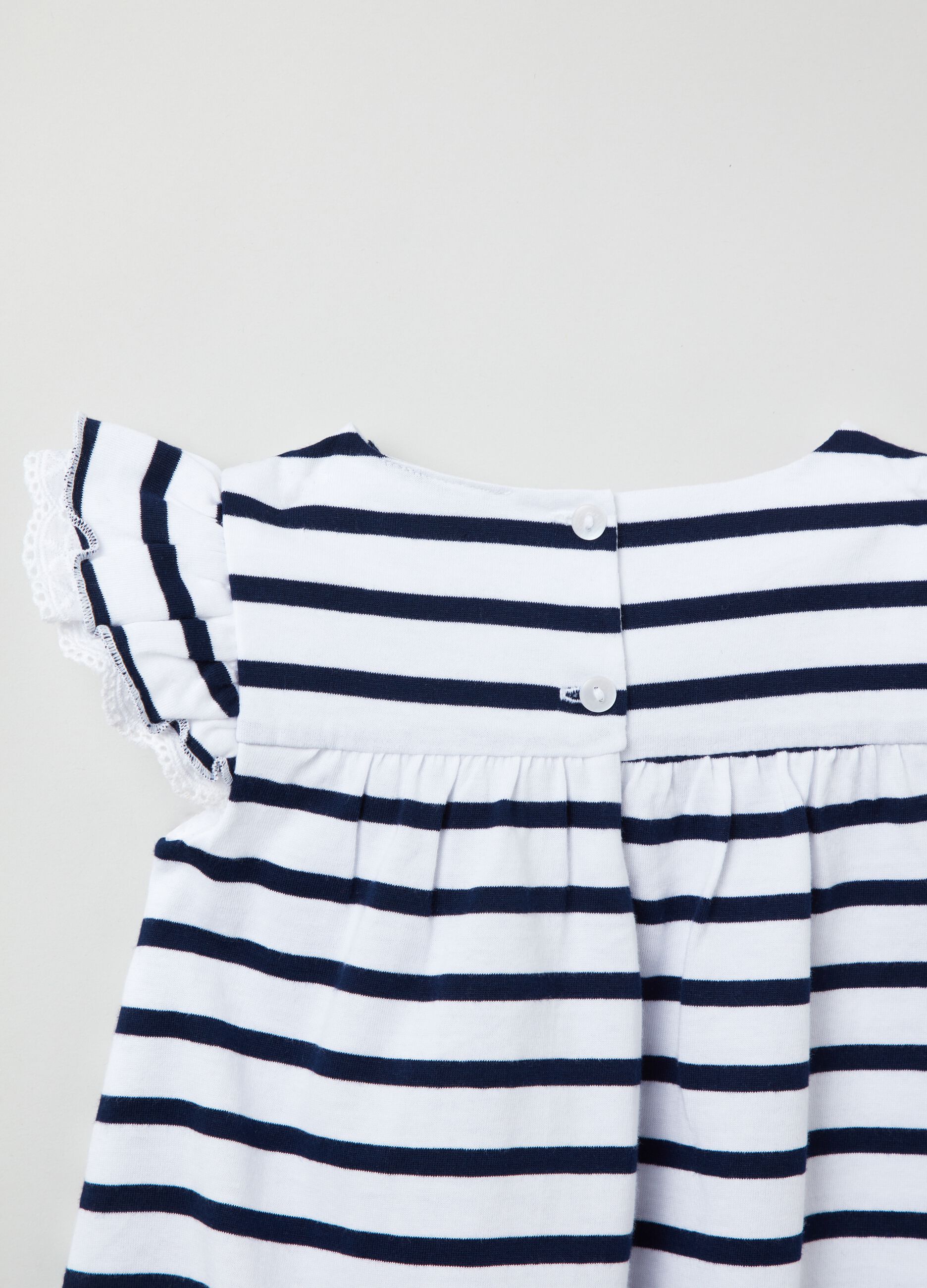 Striped T-shirt with bow and flounce