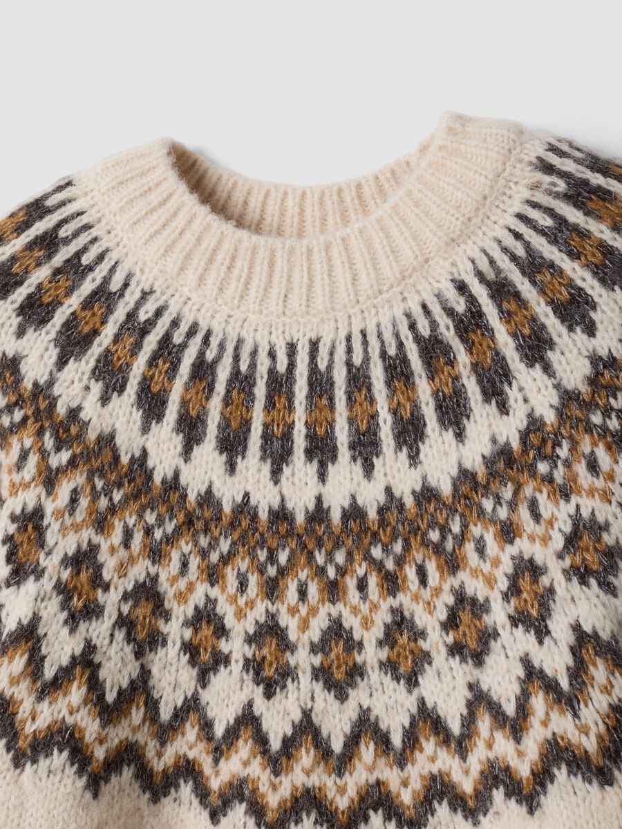 Maglione beige jacquard con Collo rialzato_5