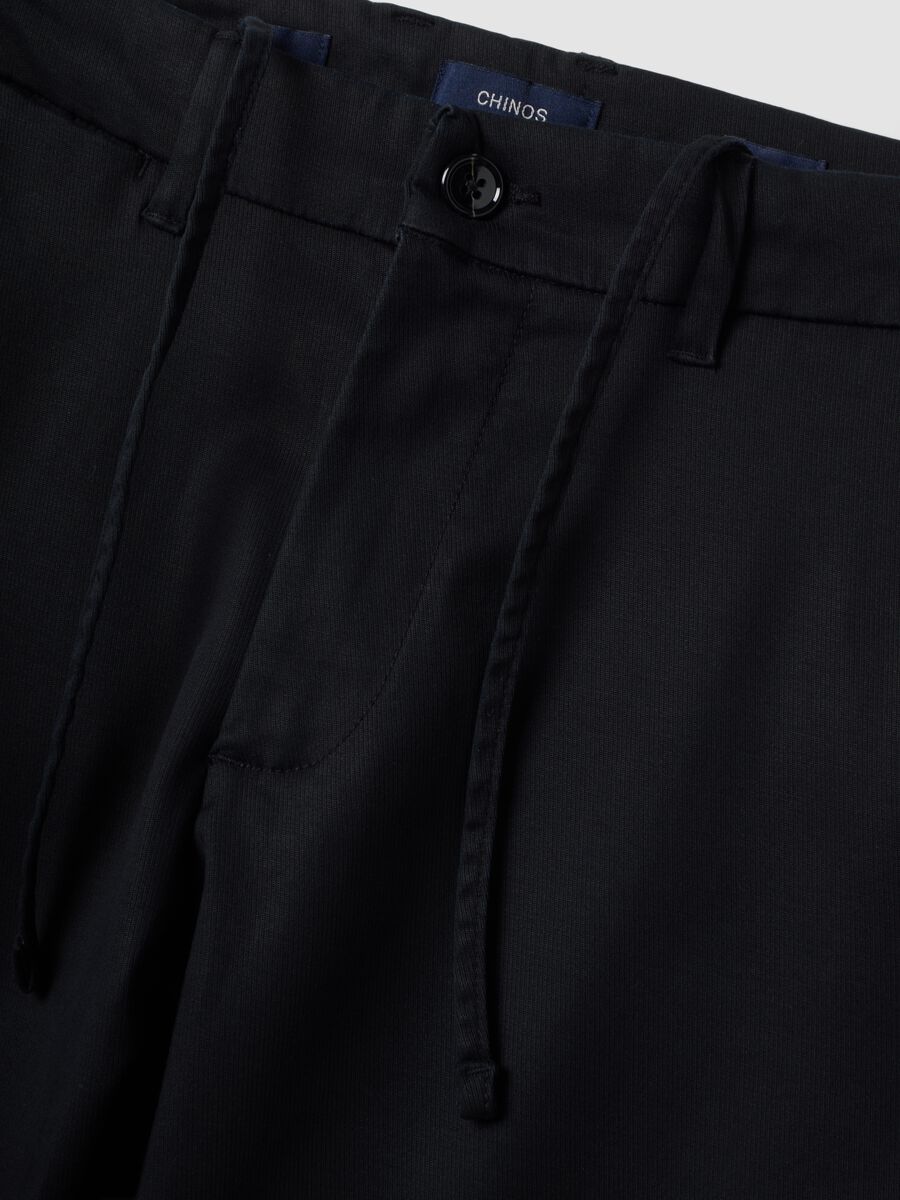 &Mu;&alpha;ύ&rho;&omicron; chino &pi;&alpha;&nu;&tau;&epsilon;&lambda;ό&nu;&iota; slim fit &alpha;&pi;ό lyocell &kappa;&alpha;&iota; &epsilon;&lambda;&alpha;&sigma;&tau;&iota;&kappa;ό &beta;&alpha;&mu;&beta;ά&kappa;&iota;_1