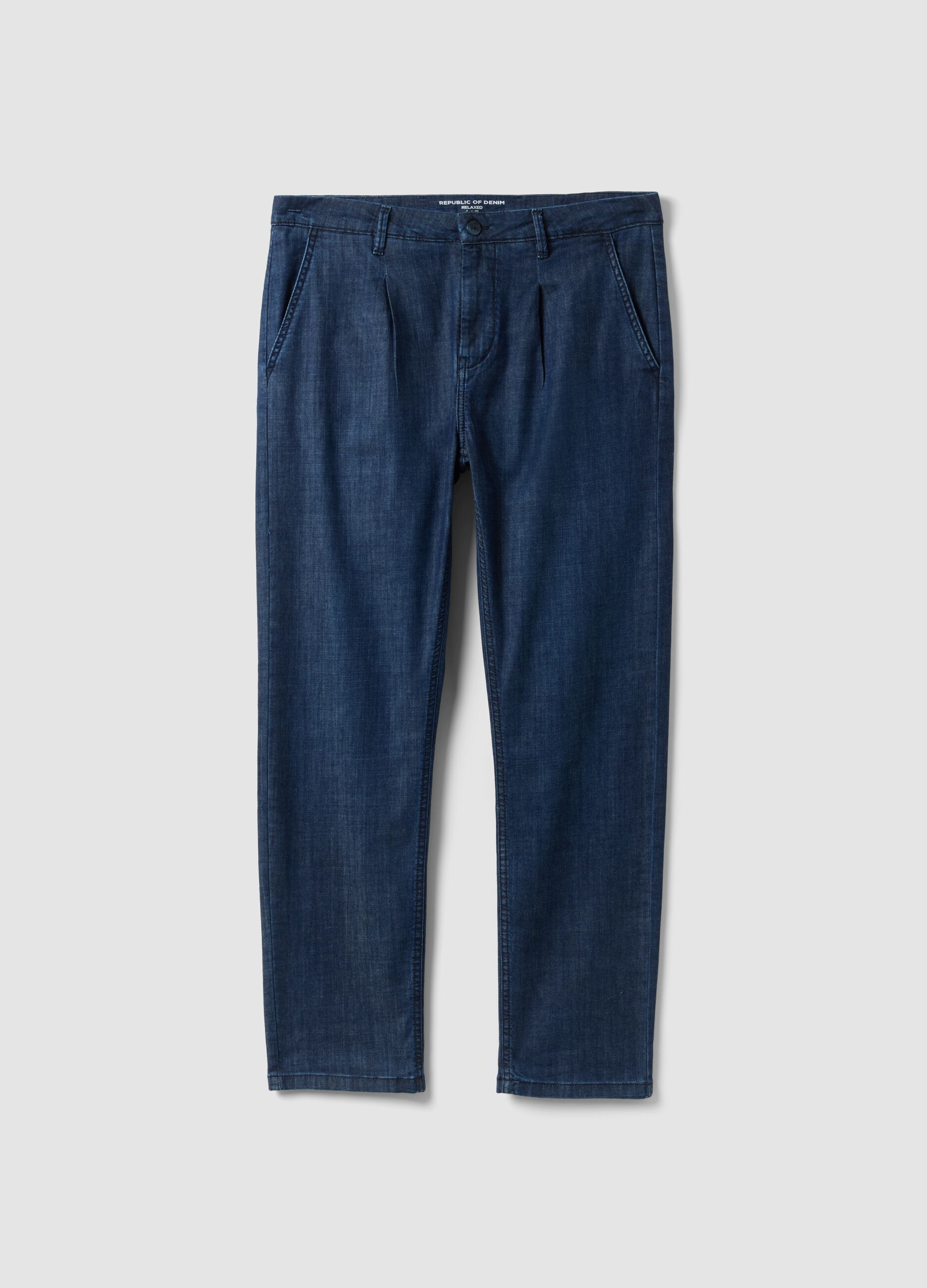 Cal&ccedil;as chino em denim azul de algod&atilde;o el&aacute;stico, corte comfort