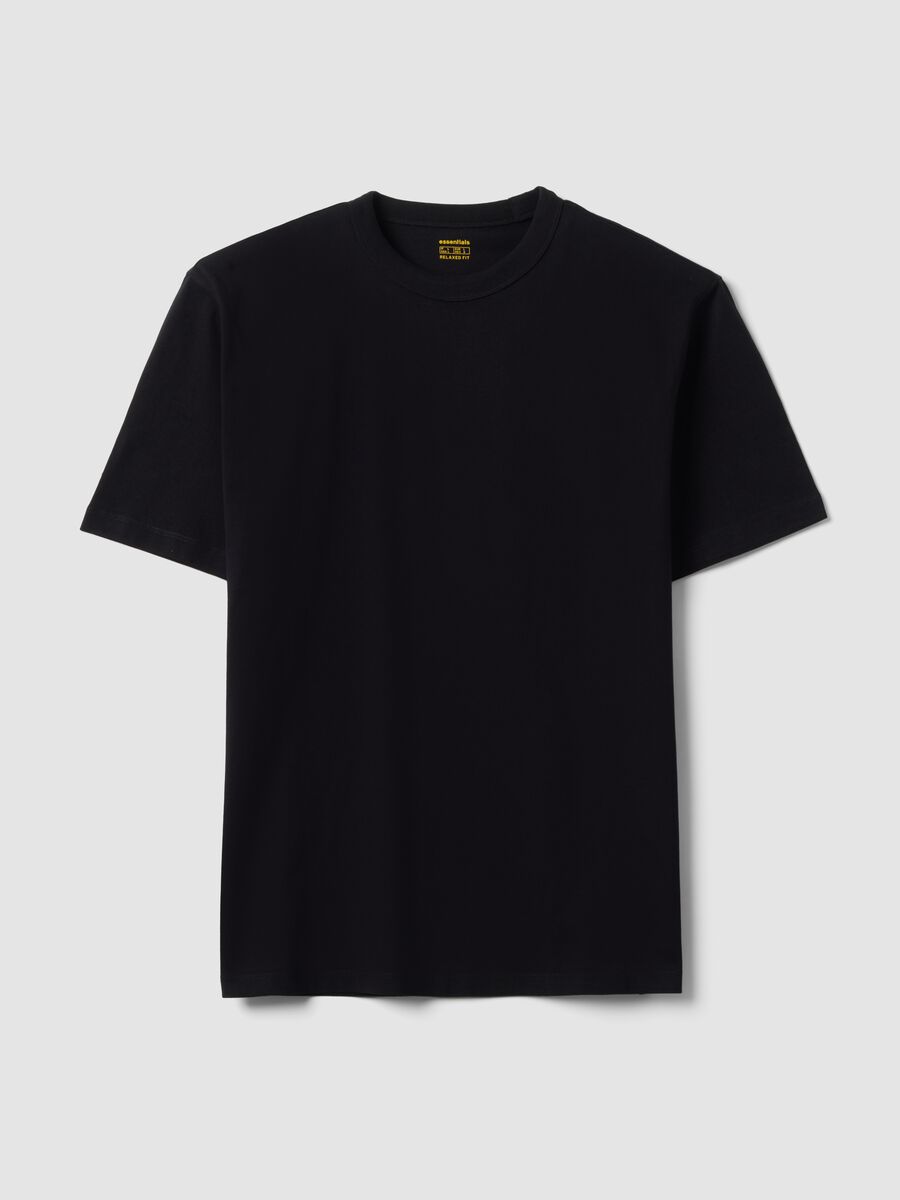 Black pure cotton crew-neck T-shirt with a relaxed fit_4