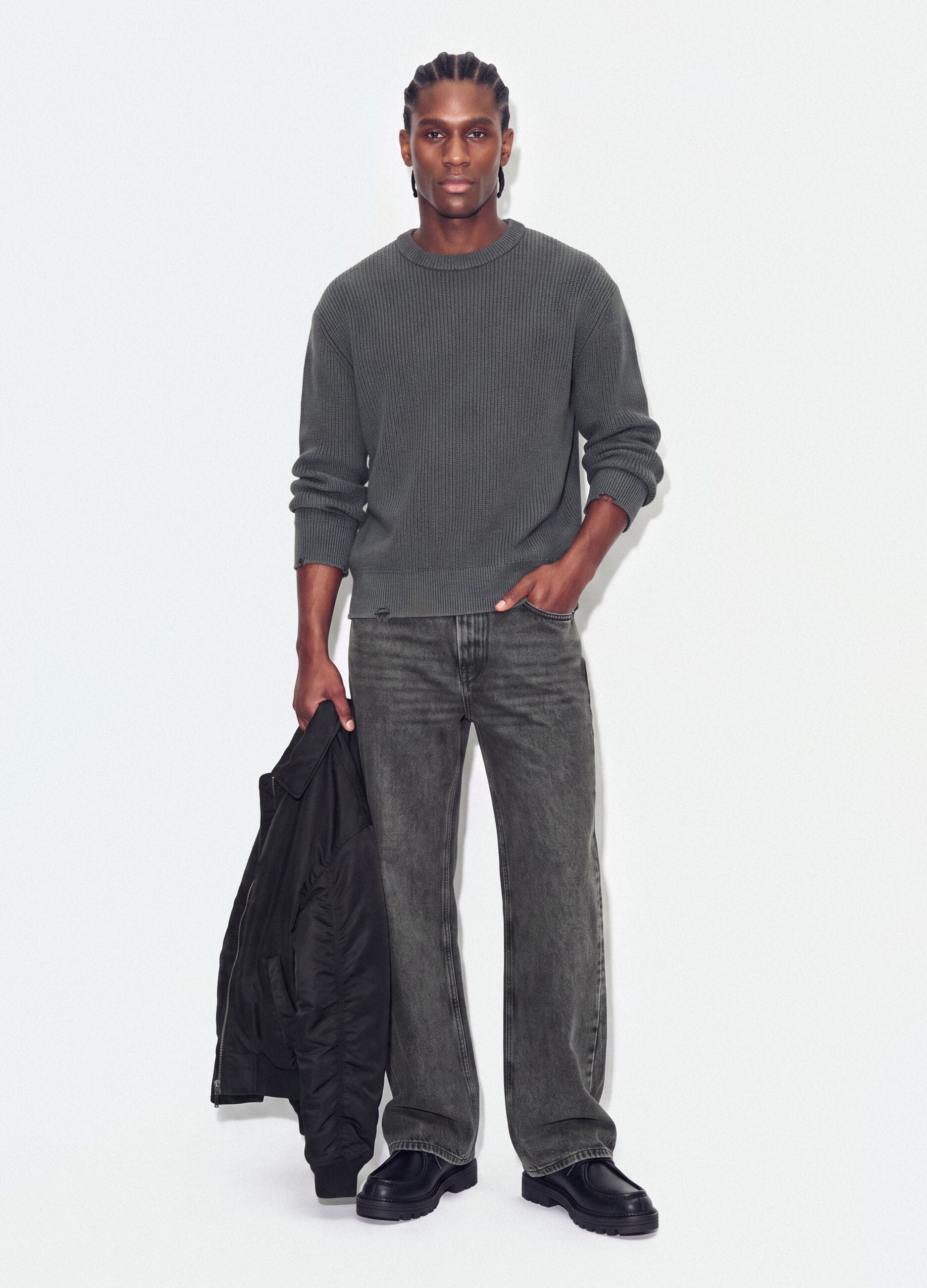 Grey pure cotton ribbed crew-neck jumper, regular fit