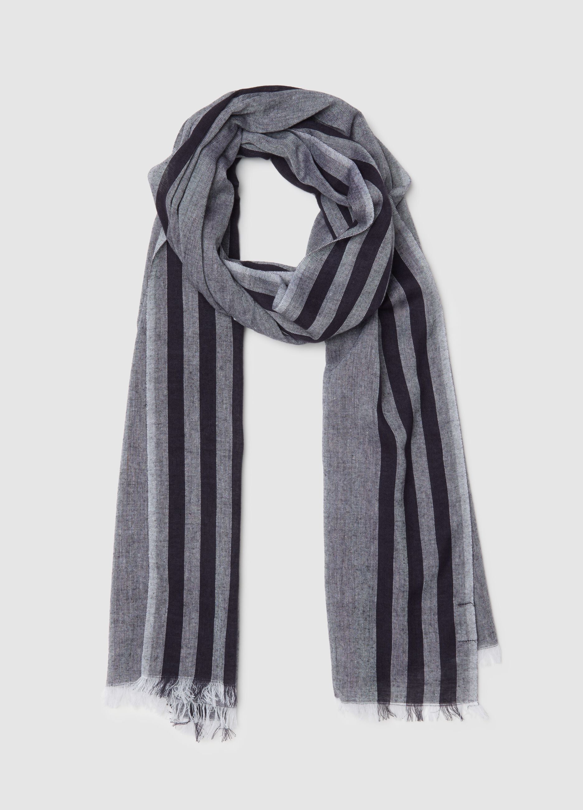 Soft scarf in multicolour striped viscose and cotton blend
