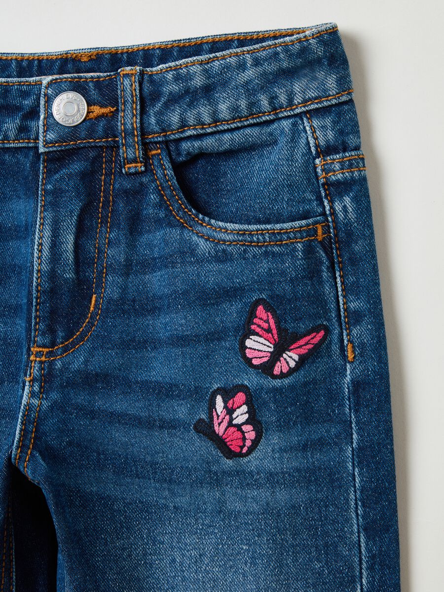 Flare-fit jeans with butterfly embroidery_2