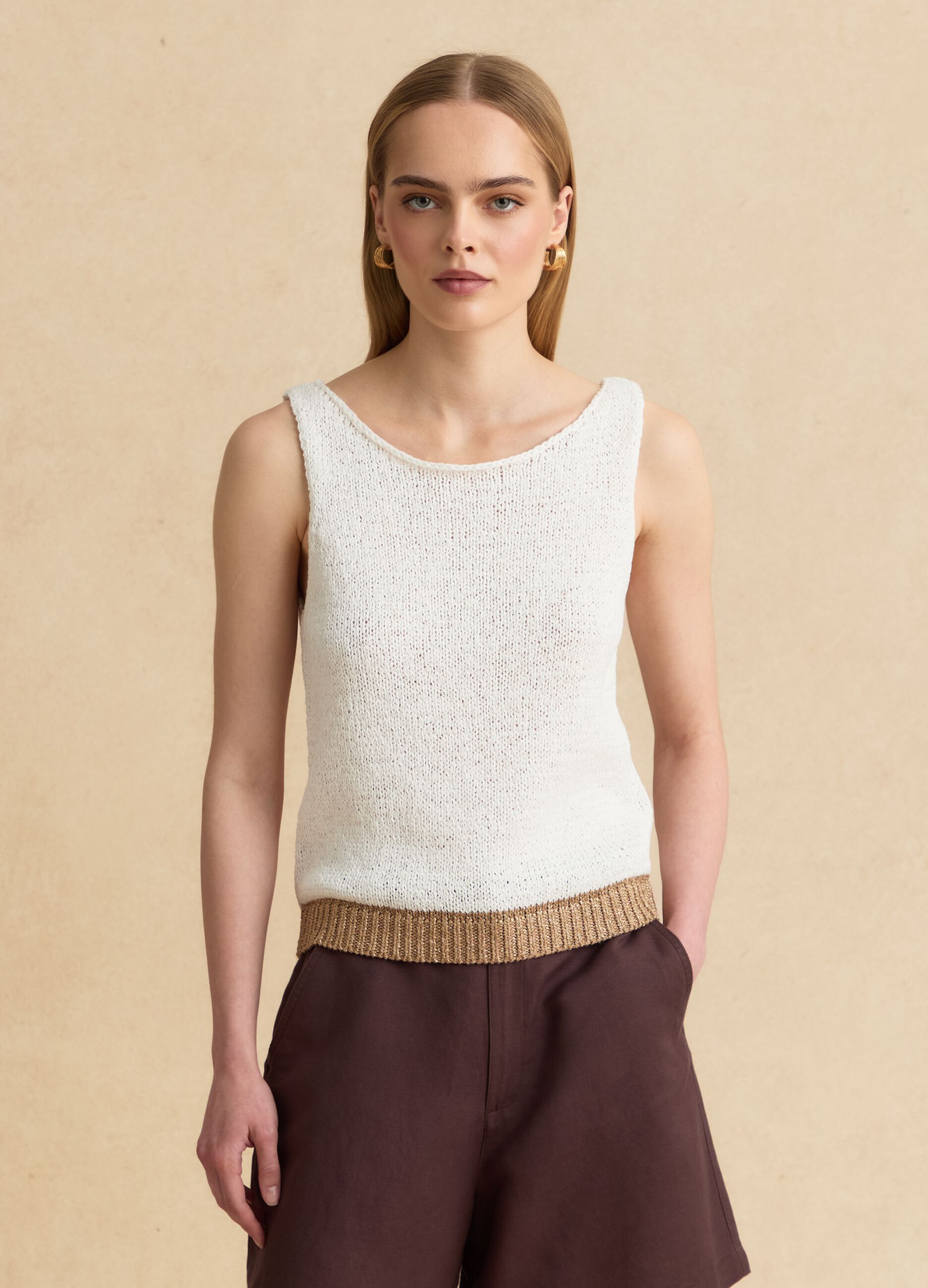 White cotton-blend top