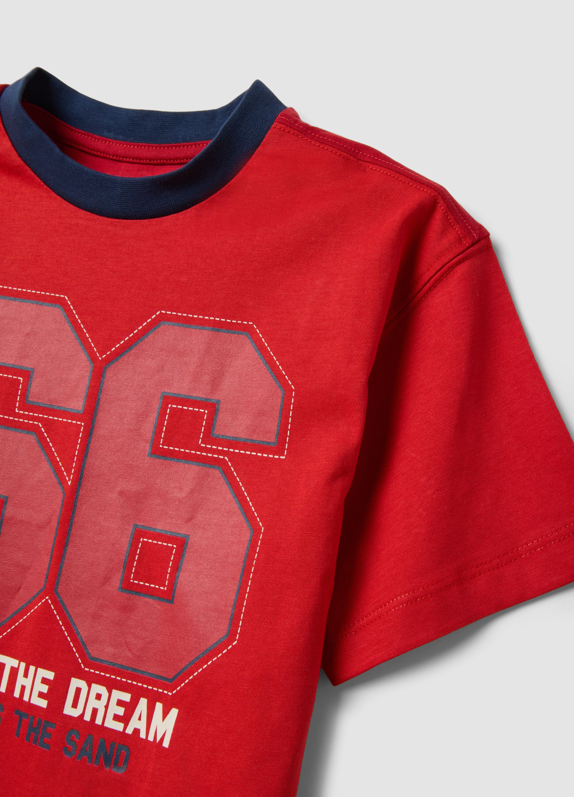 Red pure cotton set with T-shirt and shorts