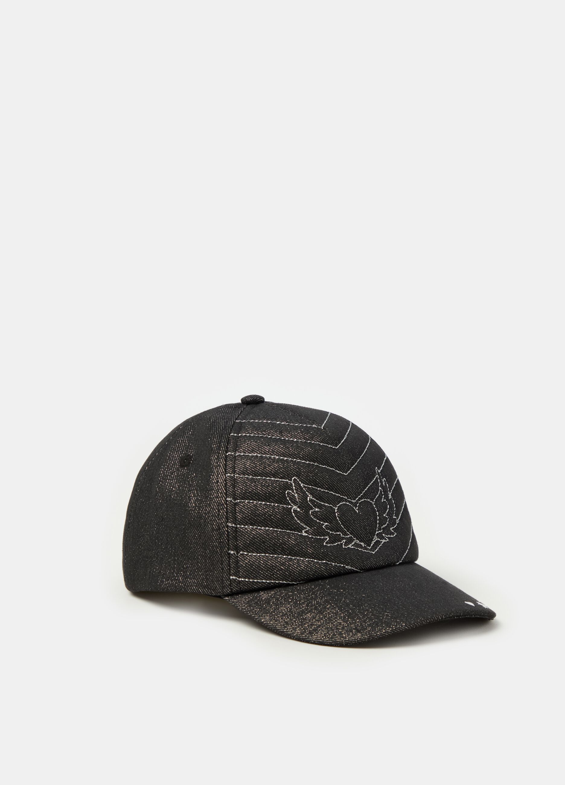 Baseball cap with winged heart embroidery