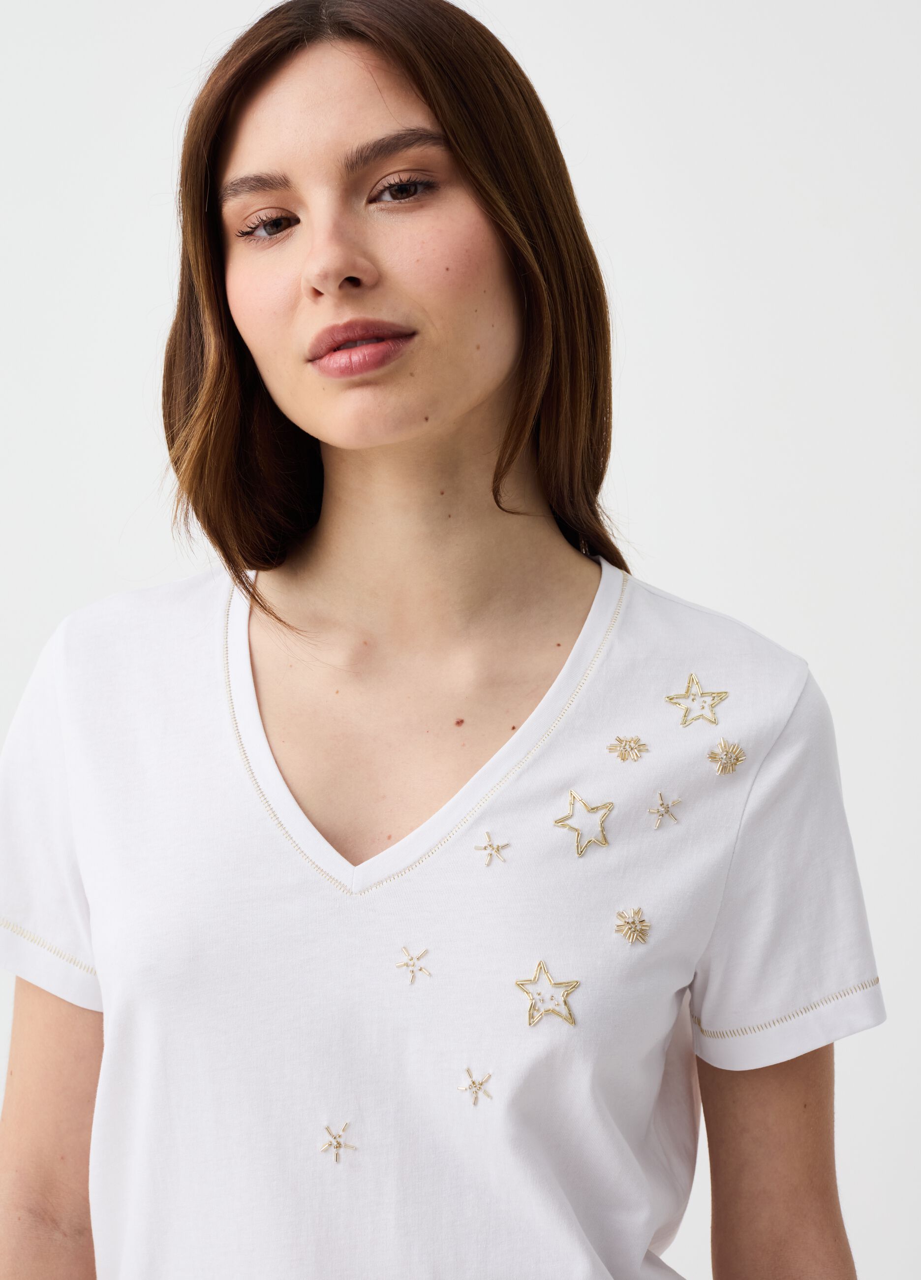 T-shirt con applicazione stelle