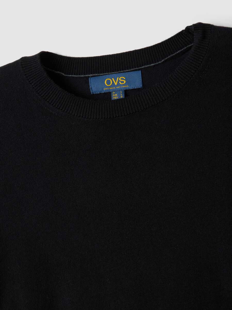 Black crew-neck viscose-blend jumper, regular fit_1