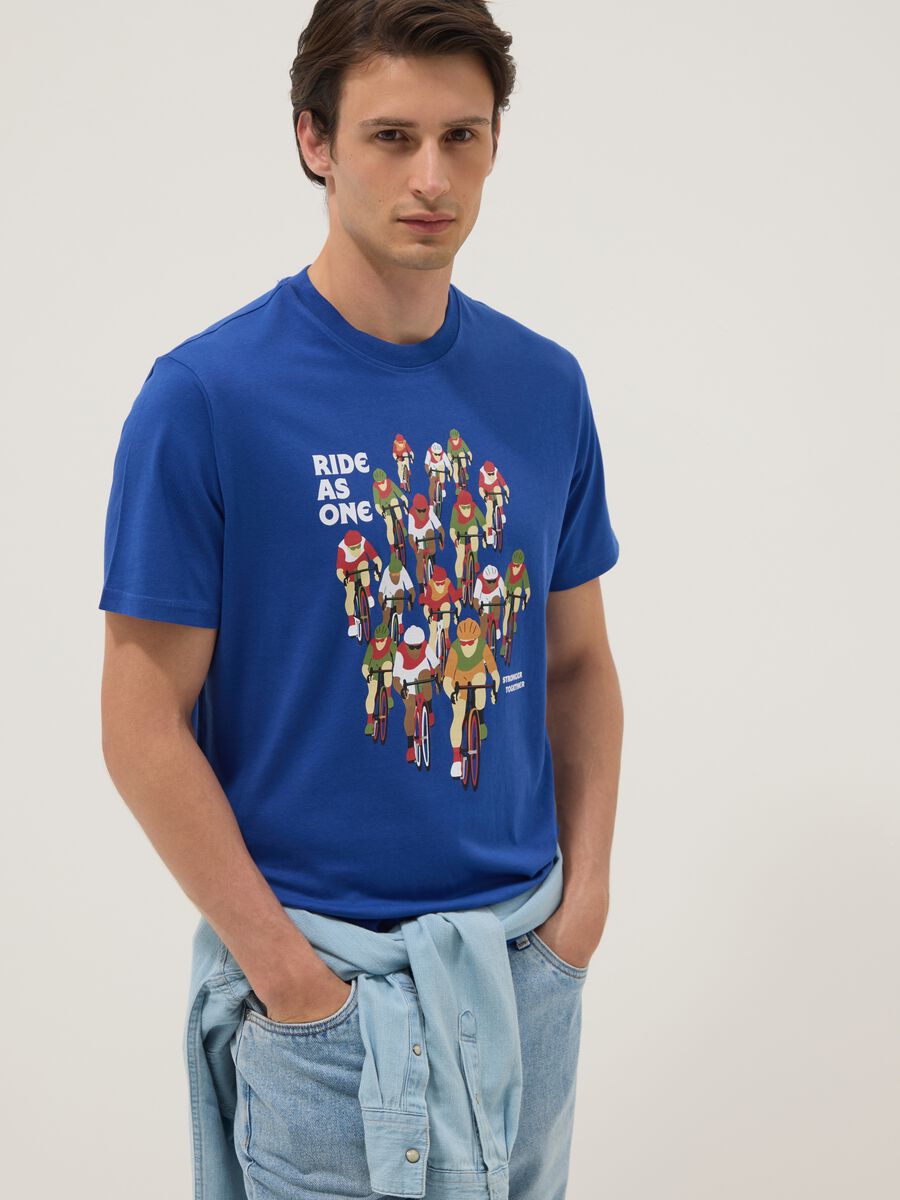 Blaues T-Shirt aus reiner Baumwolle mit Print, Regular Fit_0