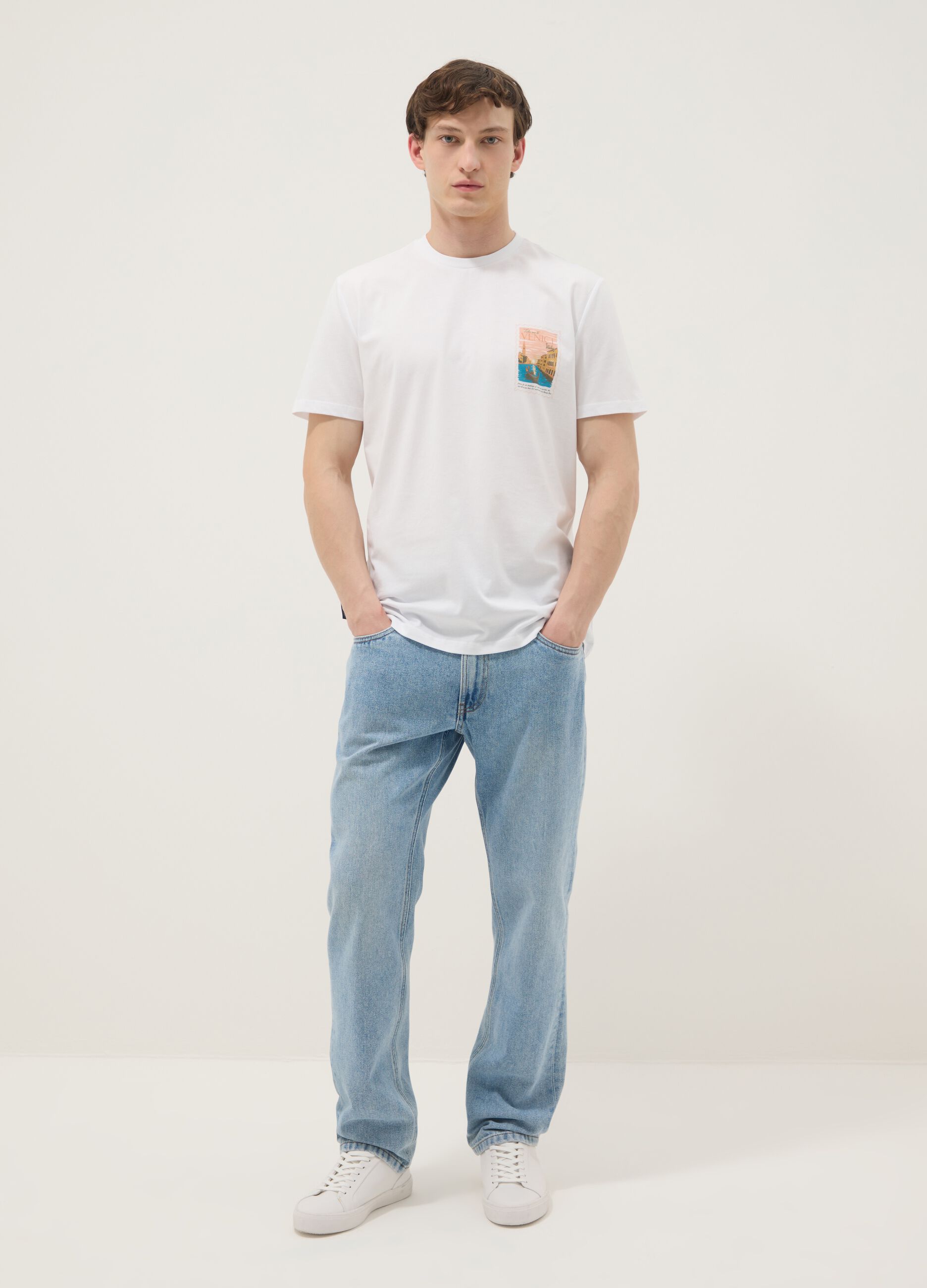 White short-sleeved pure cotton regular-fit T-shirt