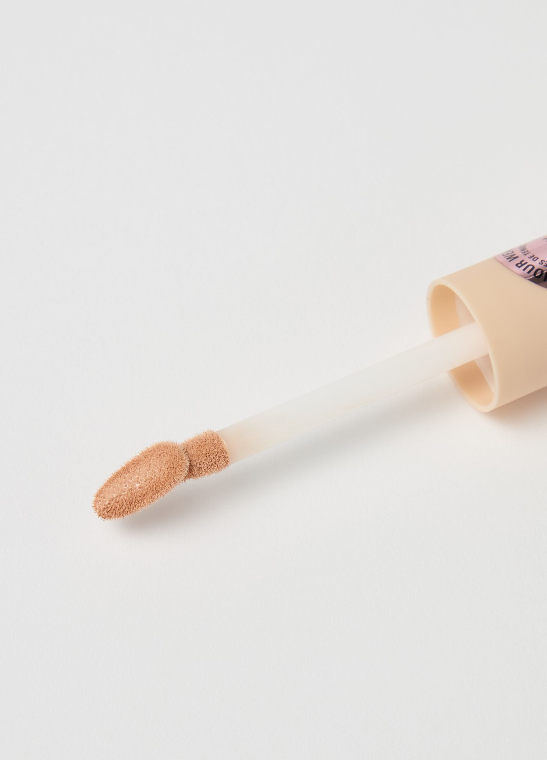 IRL Filter Finish concealer C8