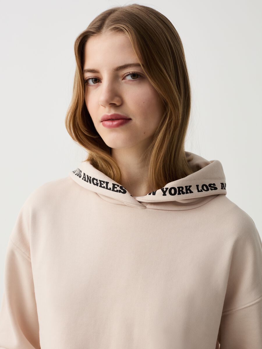 Essential oversized sweatshirt with hood and print_2