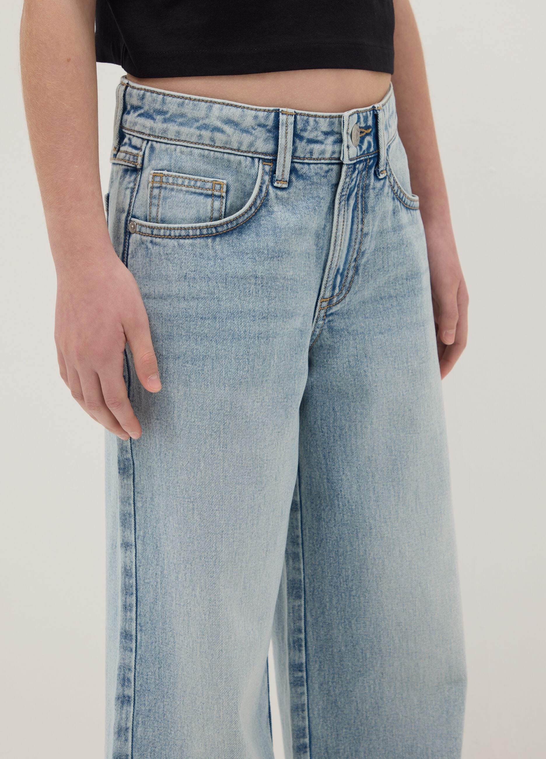 M&auml;dchen-Jaens aus reinem Baumwollstoff in Himmelblau, wide leg
