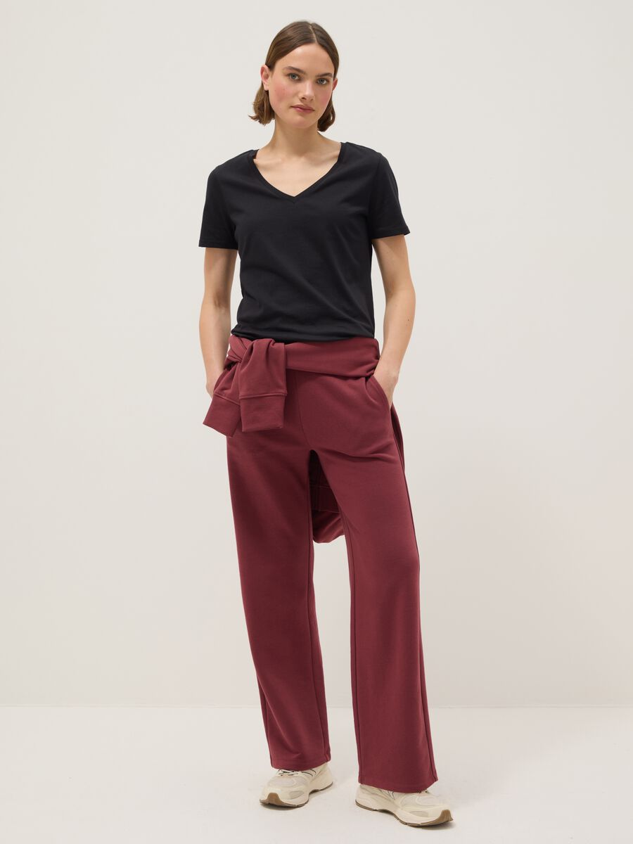 Black pure cotton V-neck regular fit T-shirt_1