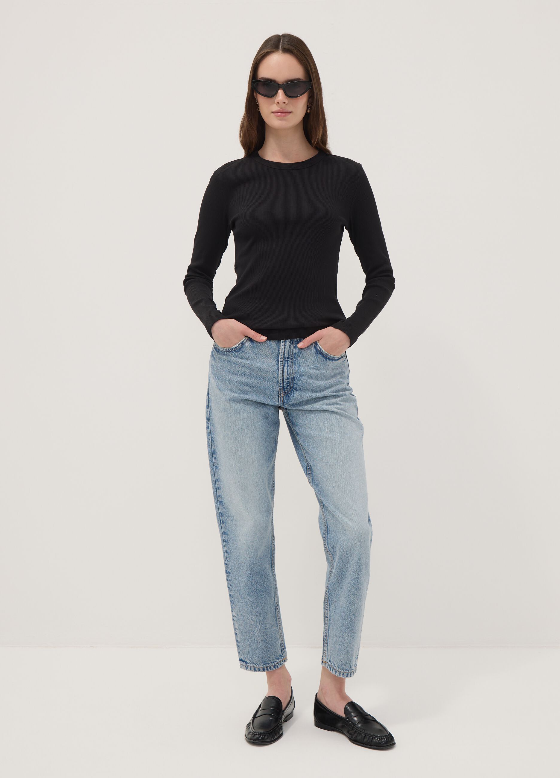 Black long-sleeve pure cotton T-shirt