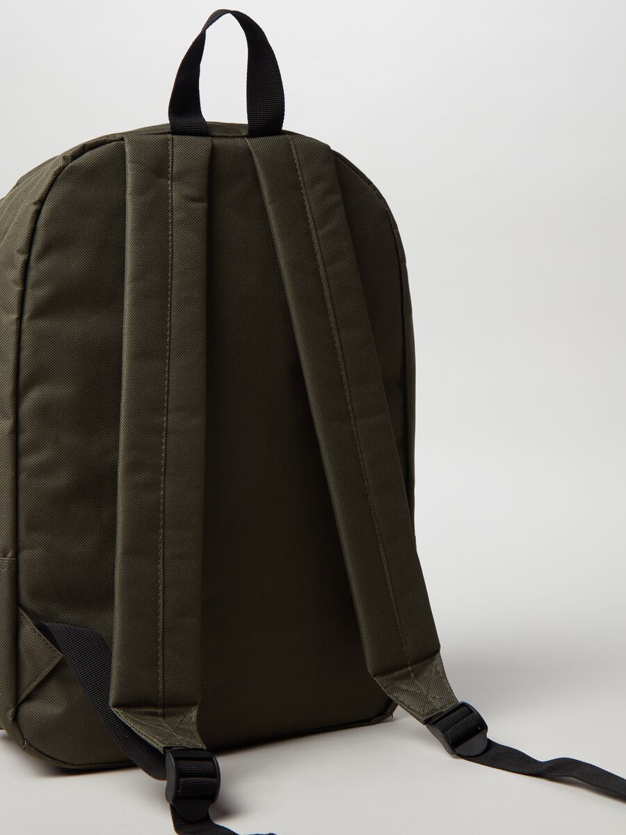 Oval backpack with outside pocket_2