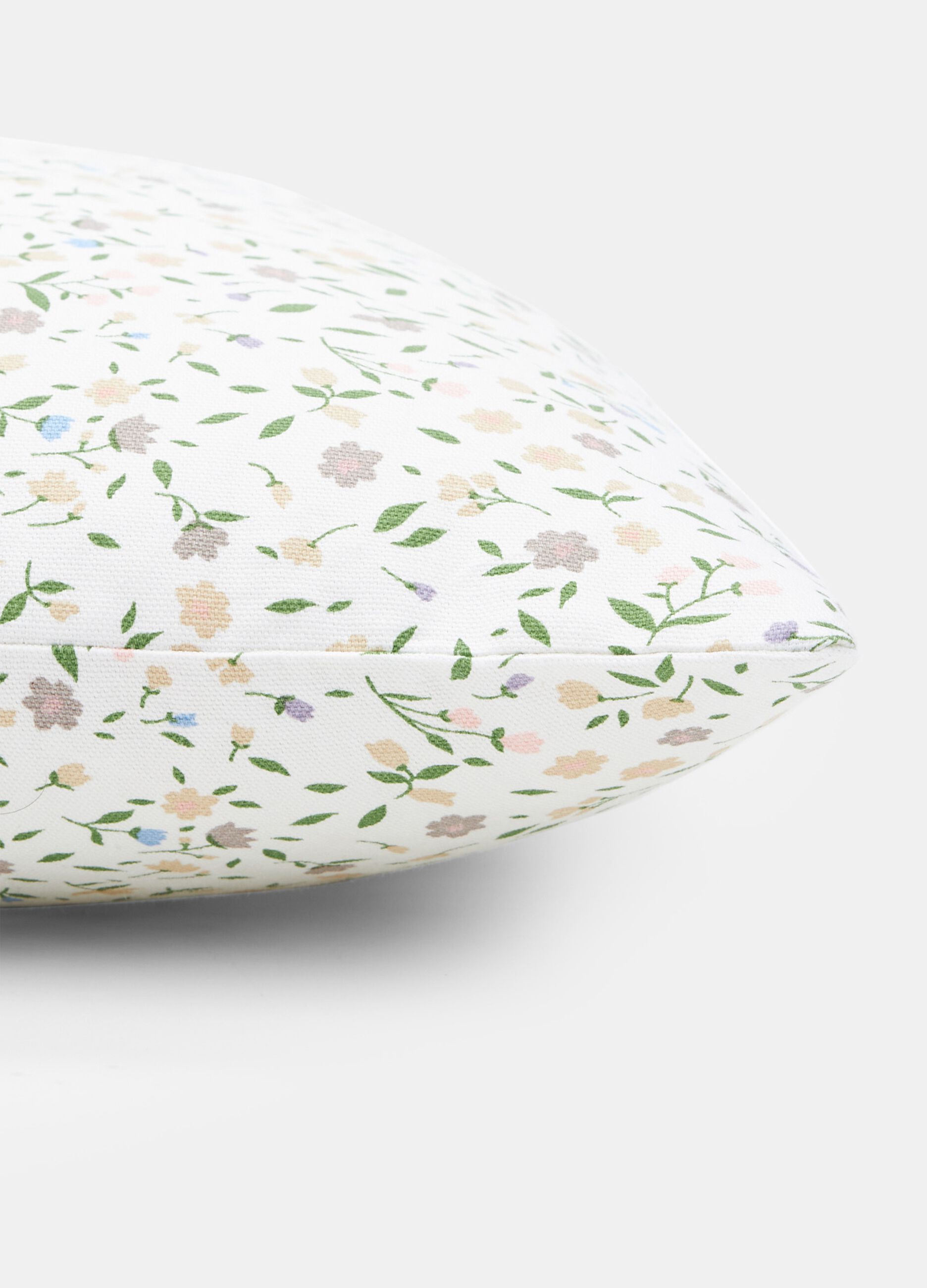 Cushion with floral print