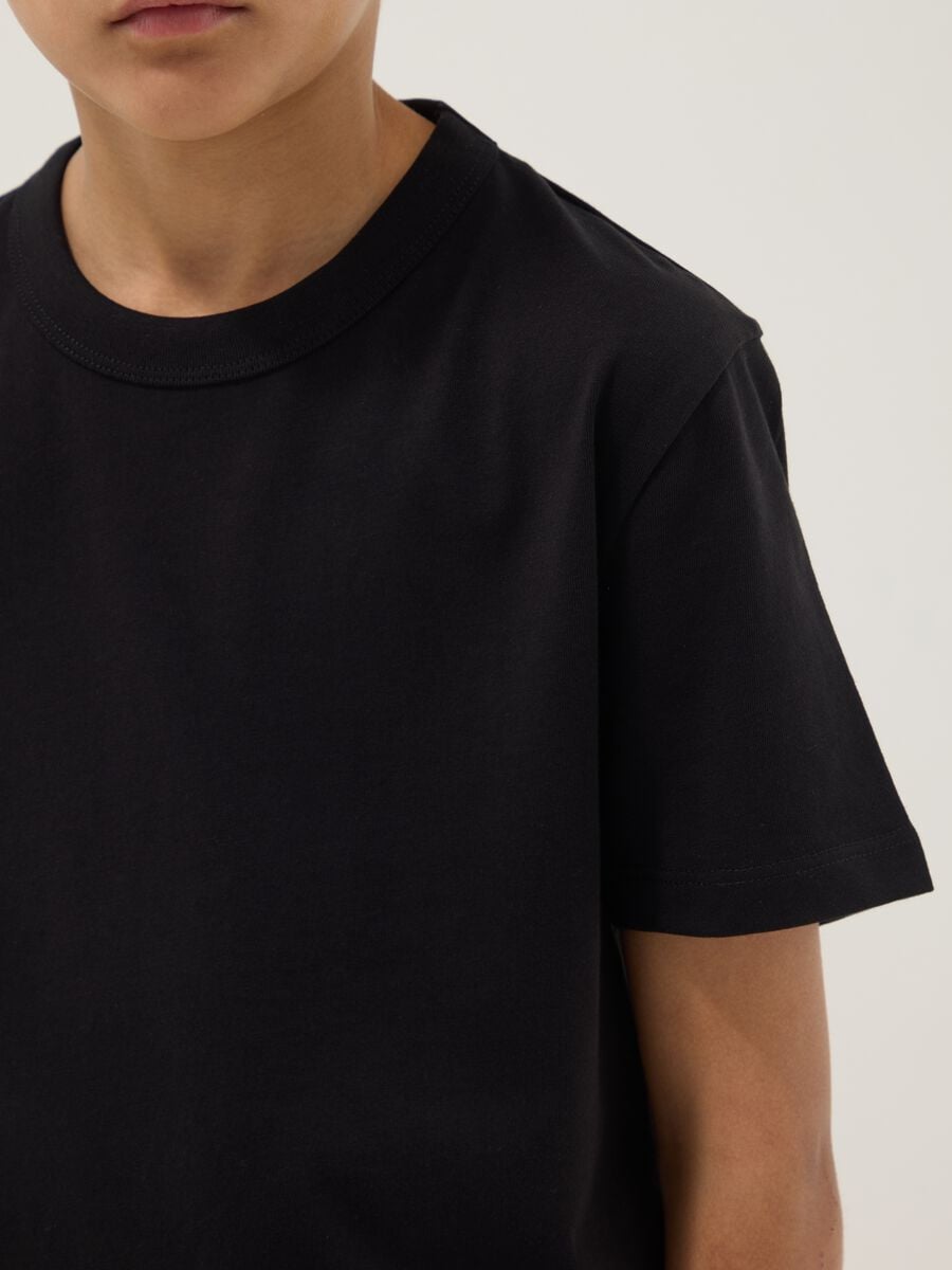 Boys&rsquo; black pure cotton regular fit T-shirt_2