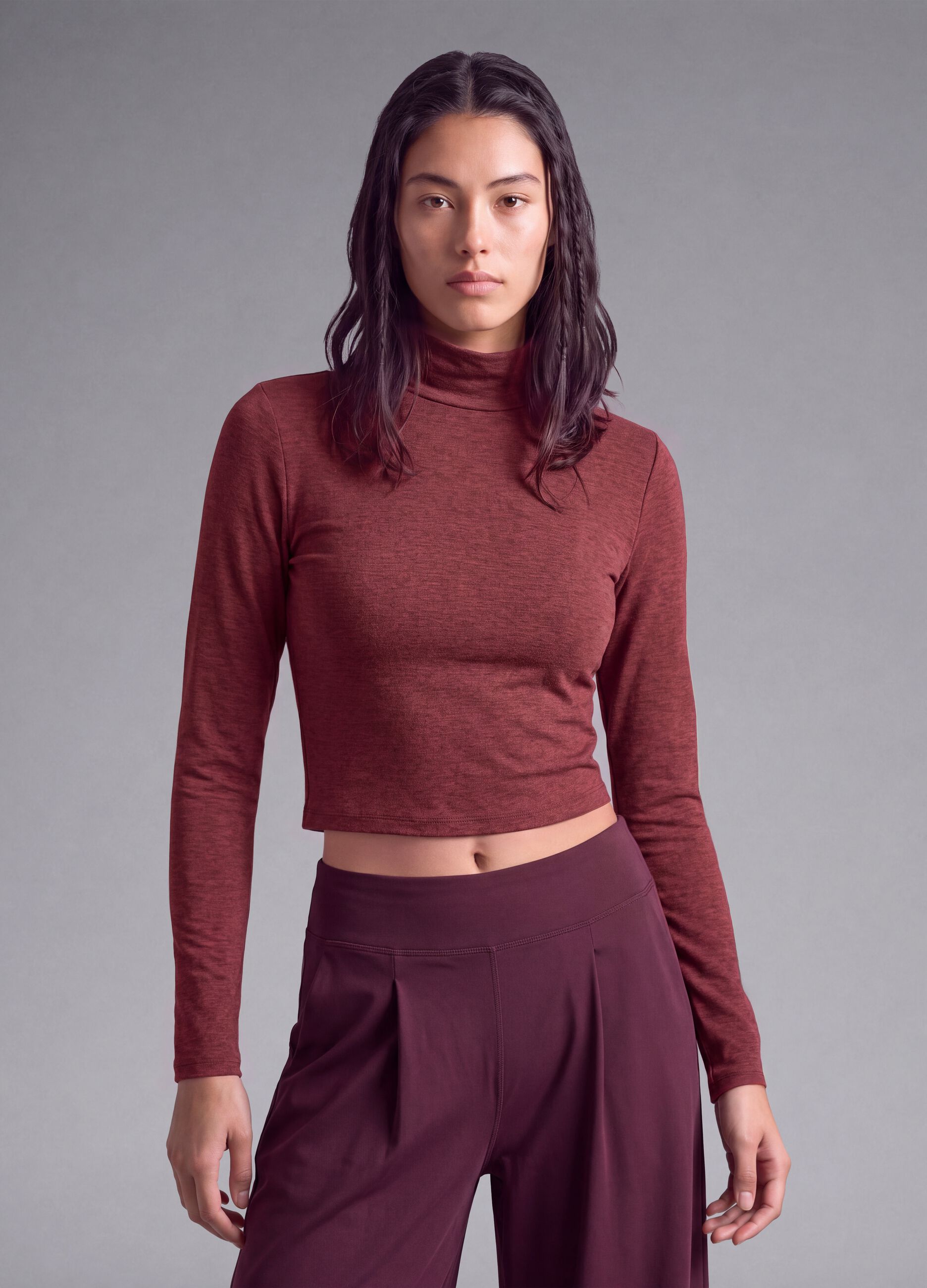 Red cropped stretch top with high neck, Easy Dry fabric &ndash; ALTAVIA STUDIO
