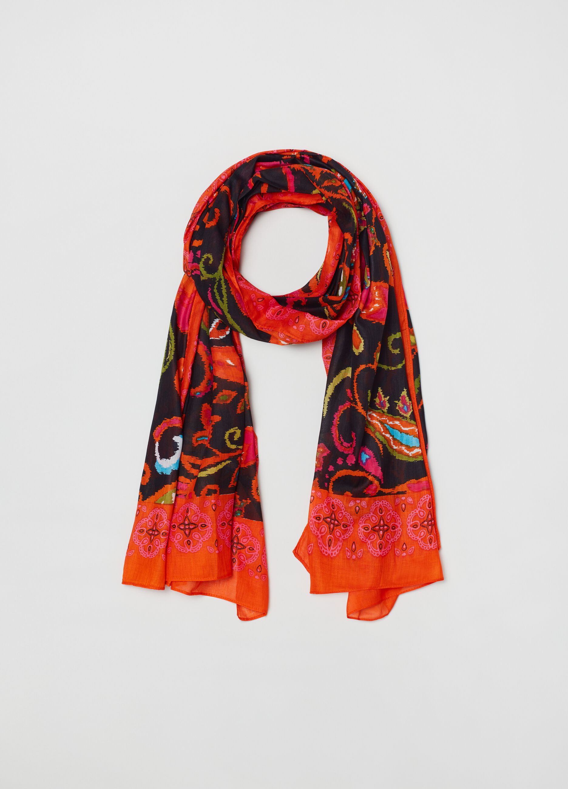 Tie dye scarf with paisley print