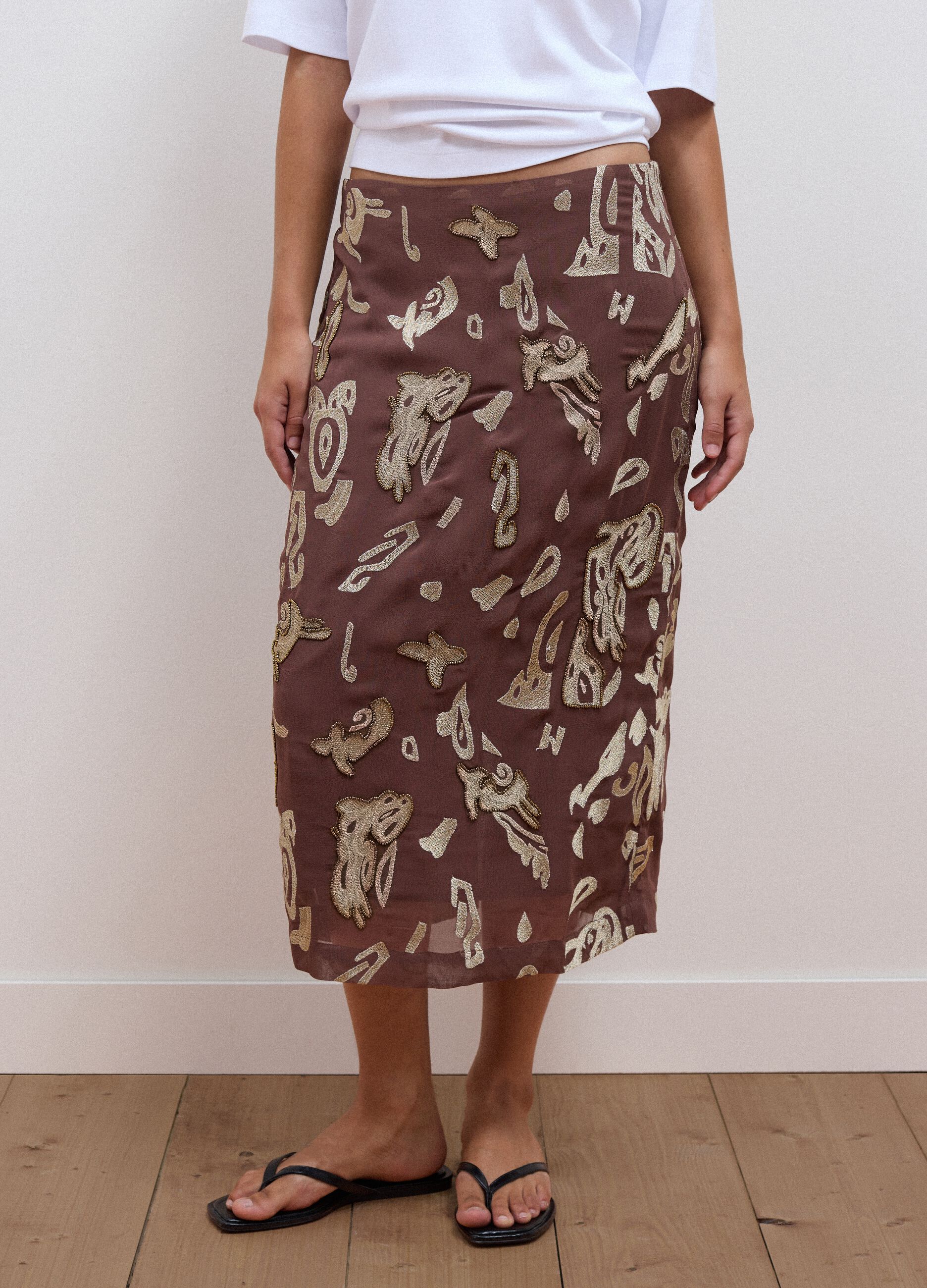Brown midi skirt in pure viscose with embroidered motif