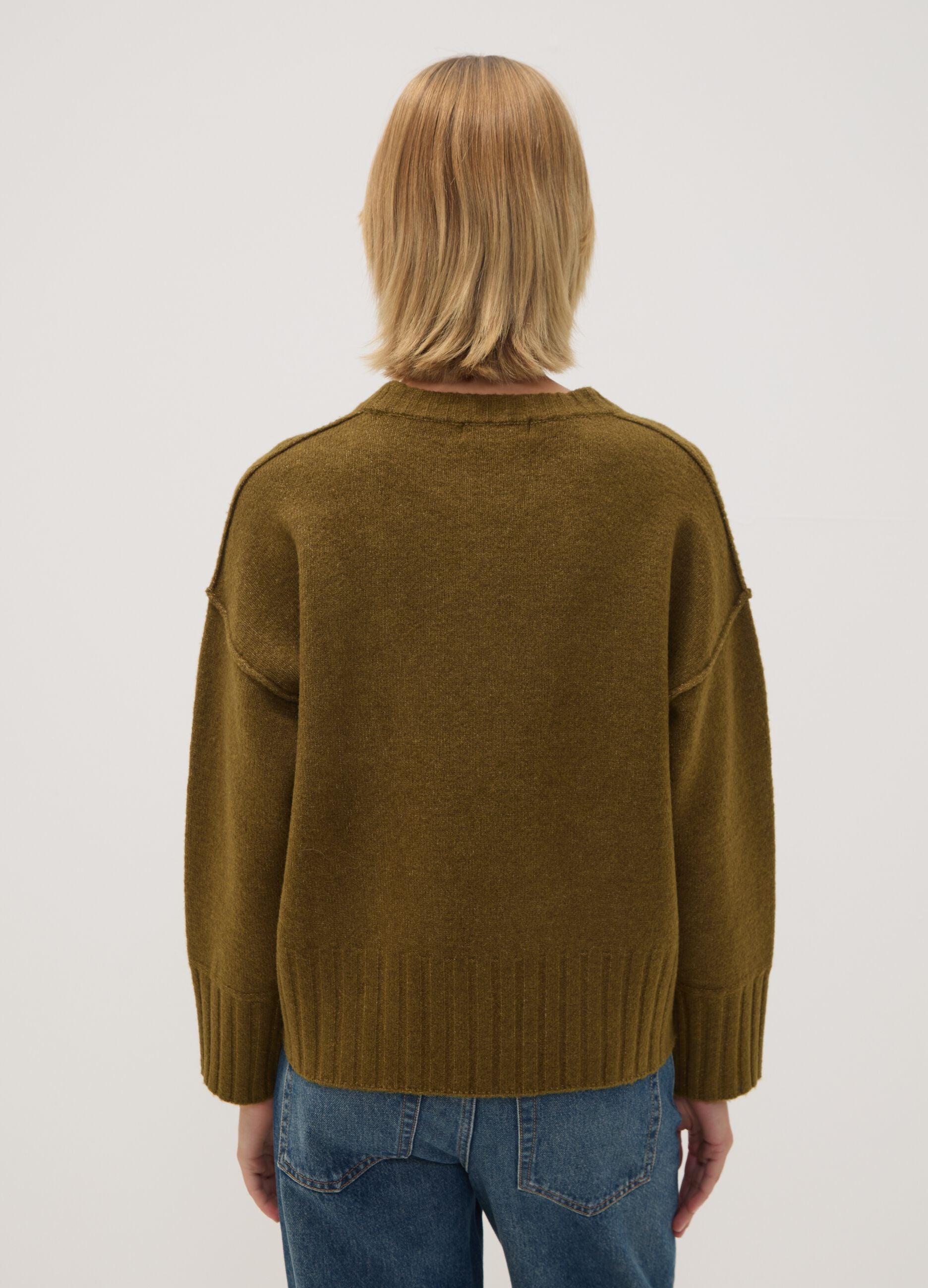 Camiseta verde oversize de tejido el&aacute;stico