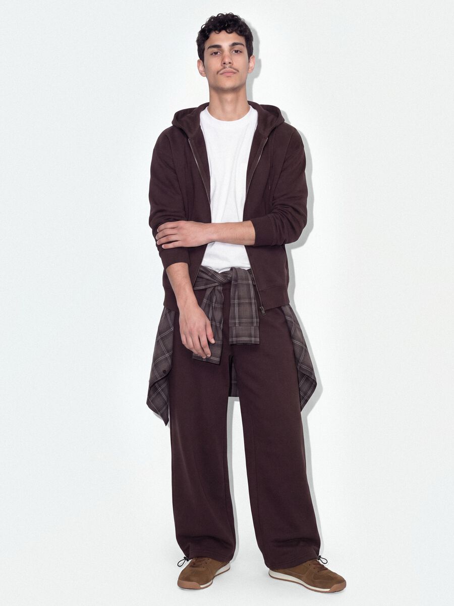 Brown pure cotton joggers with elasticated waist, oversized fit_0