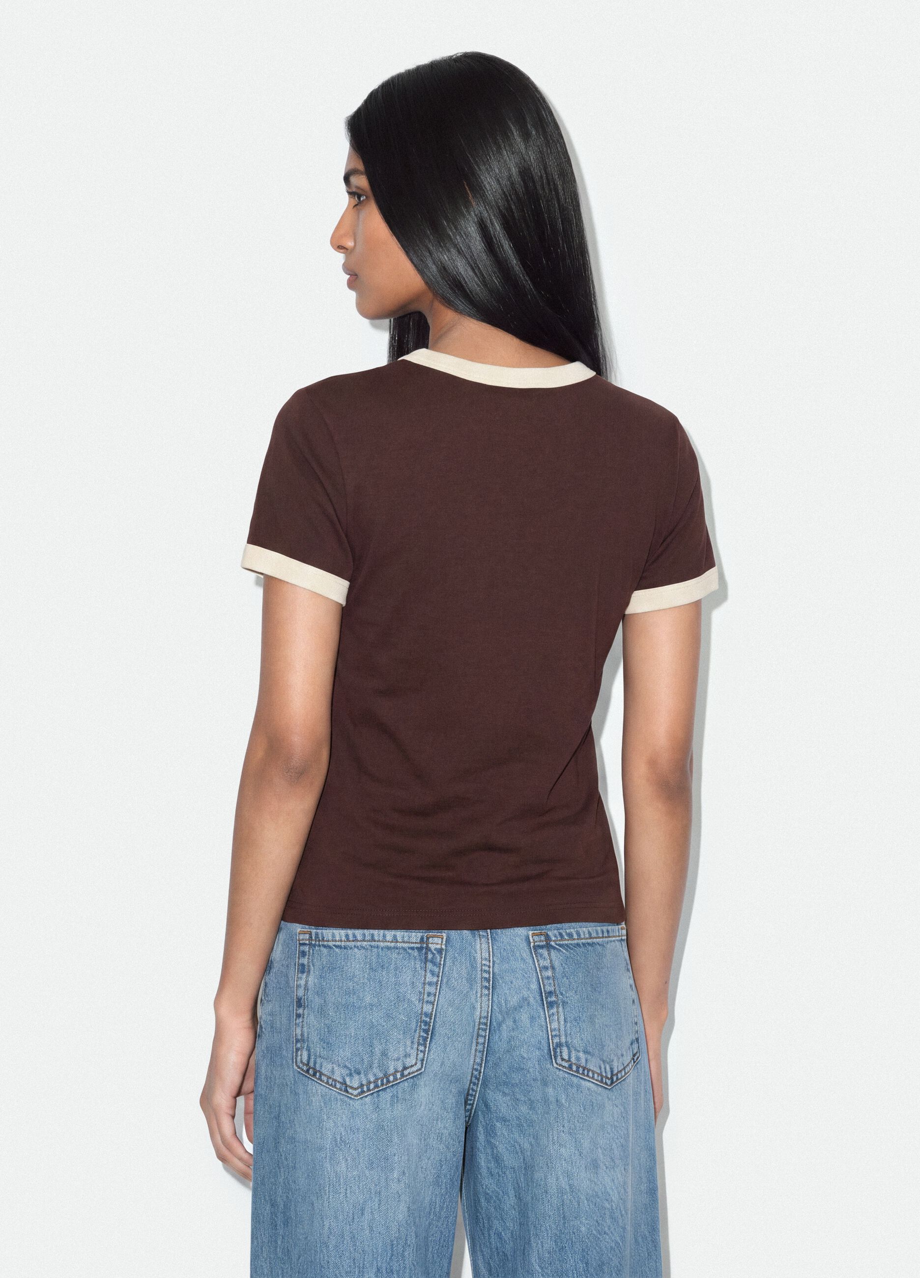 Brown cotton T-shirt with front graphic print and contrast trims