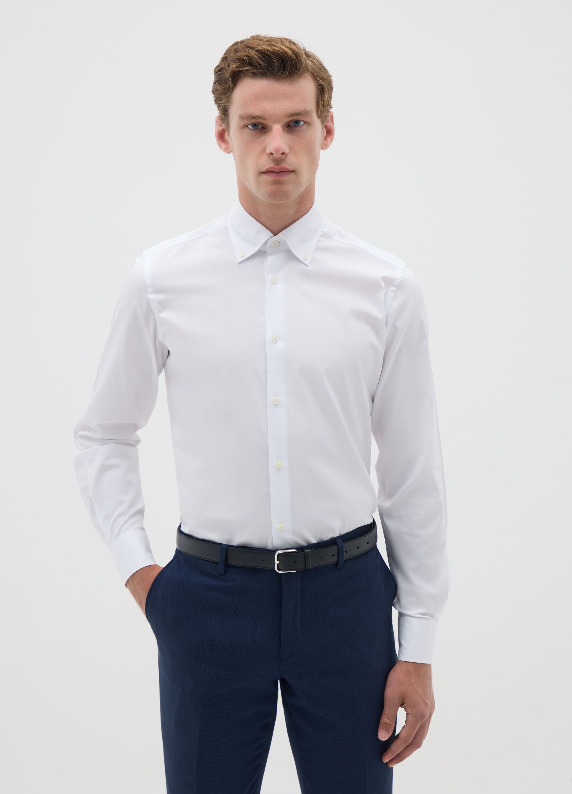 Slim button-down shirt in cotton