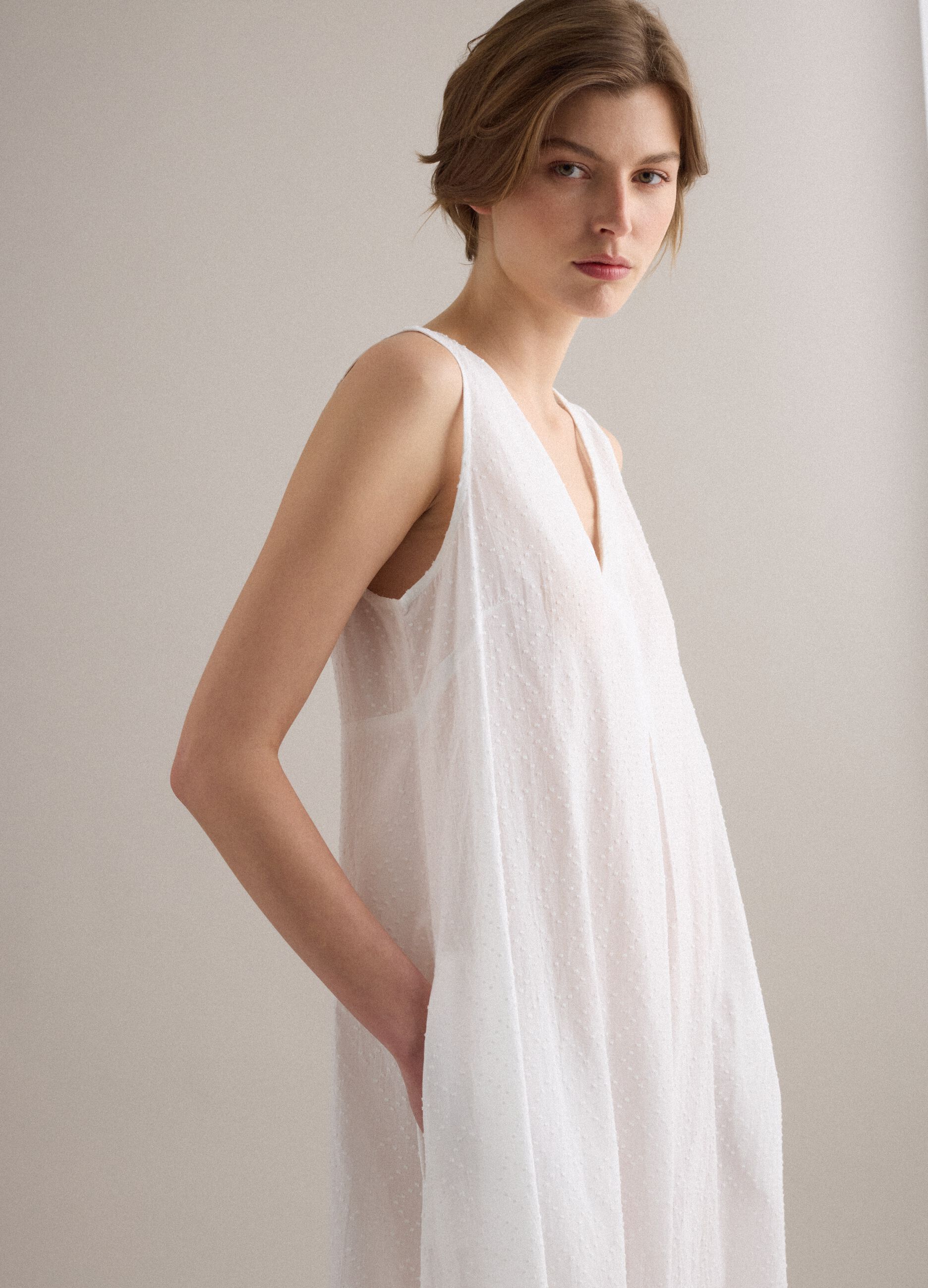 Vestido maxi blanco de algod&oacute;n puro
