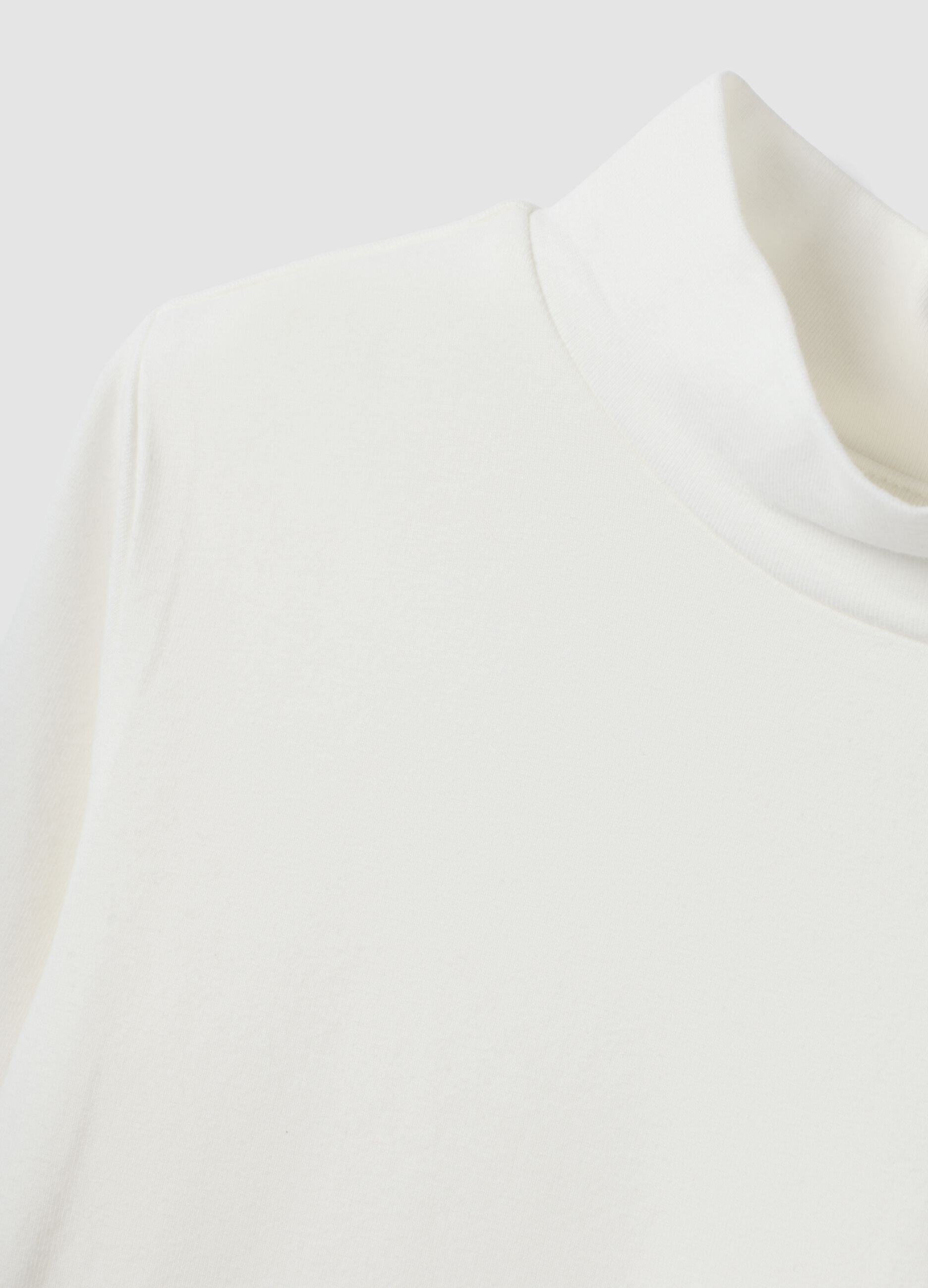 Wei&szlig;es Langarmshirt aus elastischer Bio-Baumwolle mit Rundhalsausschnitt