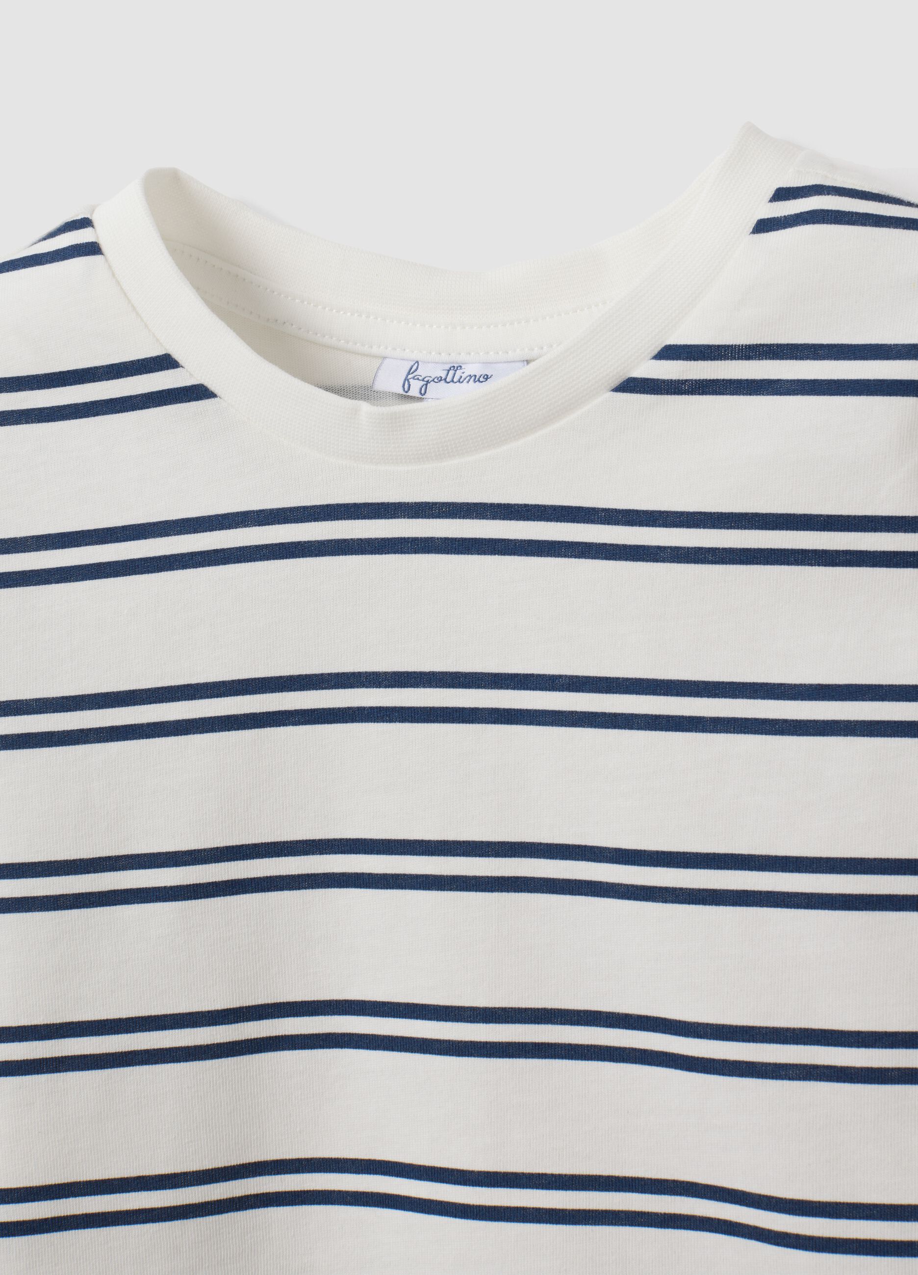 White striped crew-neck T-shirt in pure organic cotton