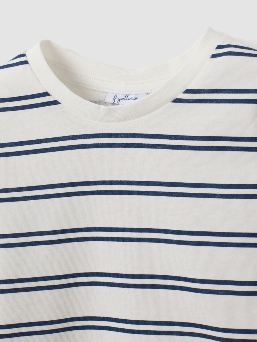 White striped crew-neck T-shirt in pure organic cotton_2