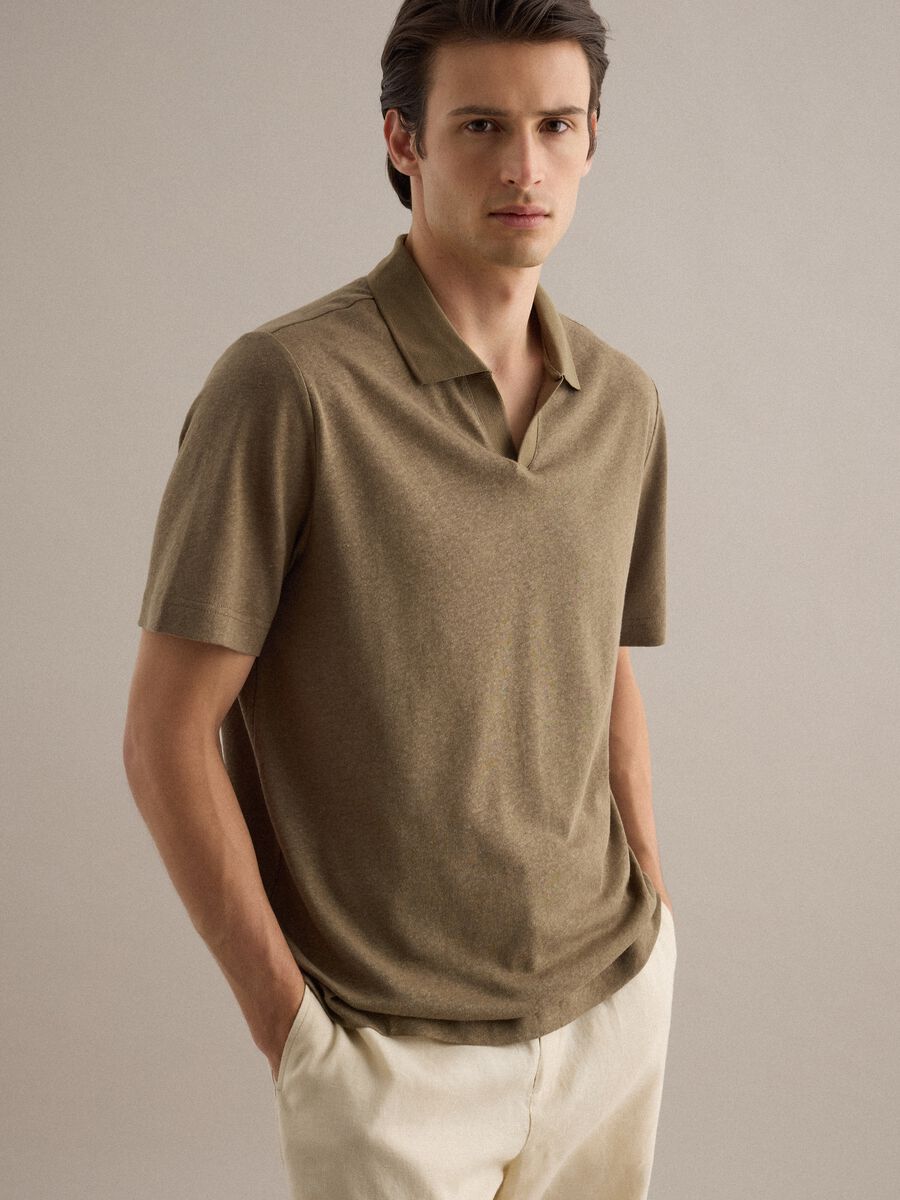 Brown regular fit linen and cotton blend polo_0
