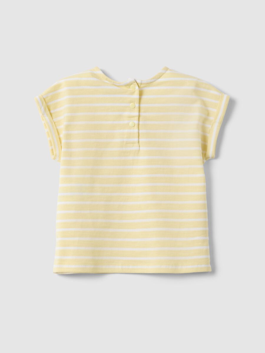 T-shirt in puro cotone a righe multicolor da bimba con cuori_1