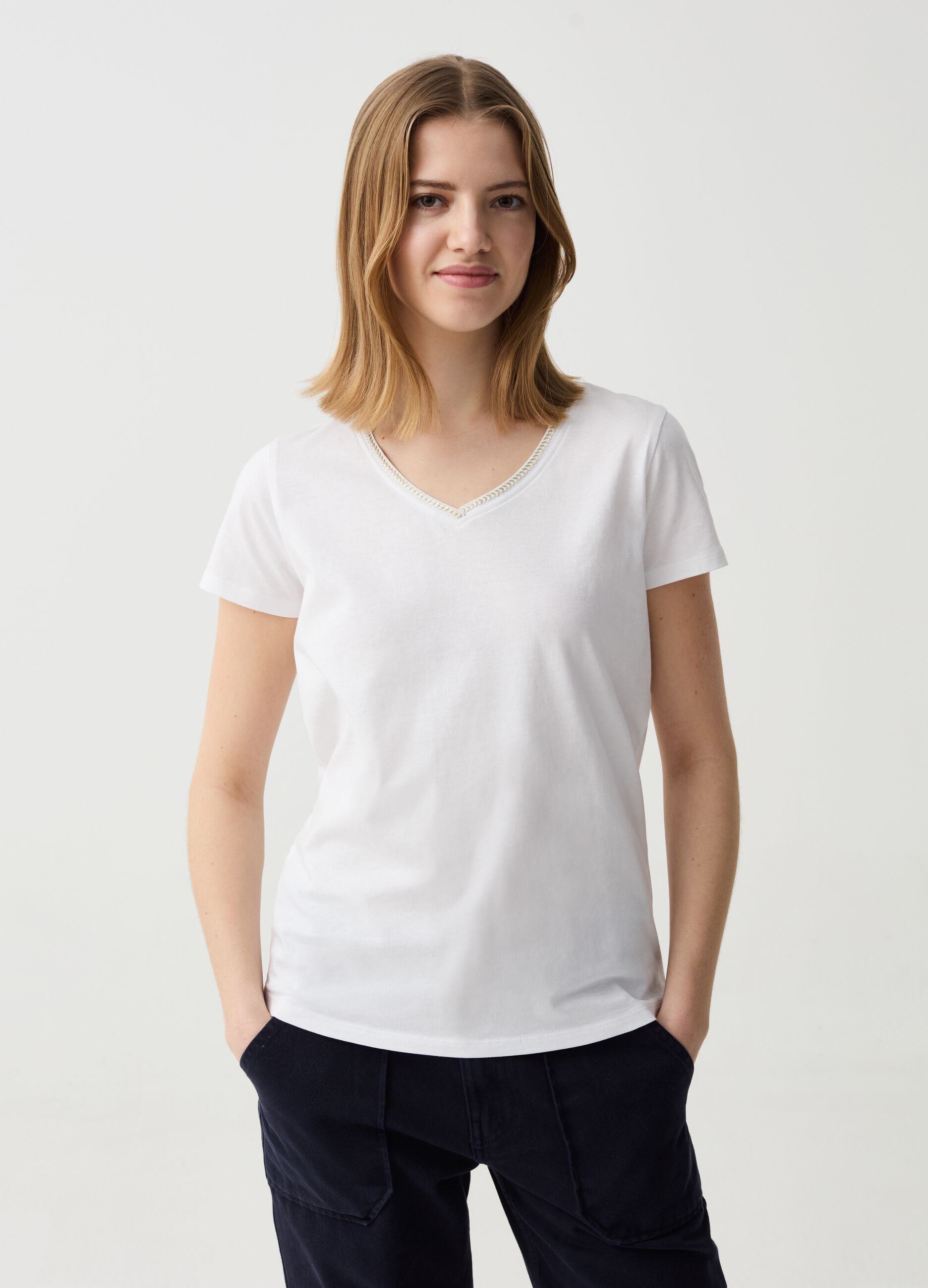 T-shirt with V neck and lurex embroidery