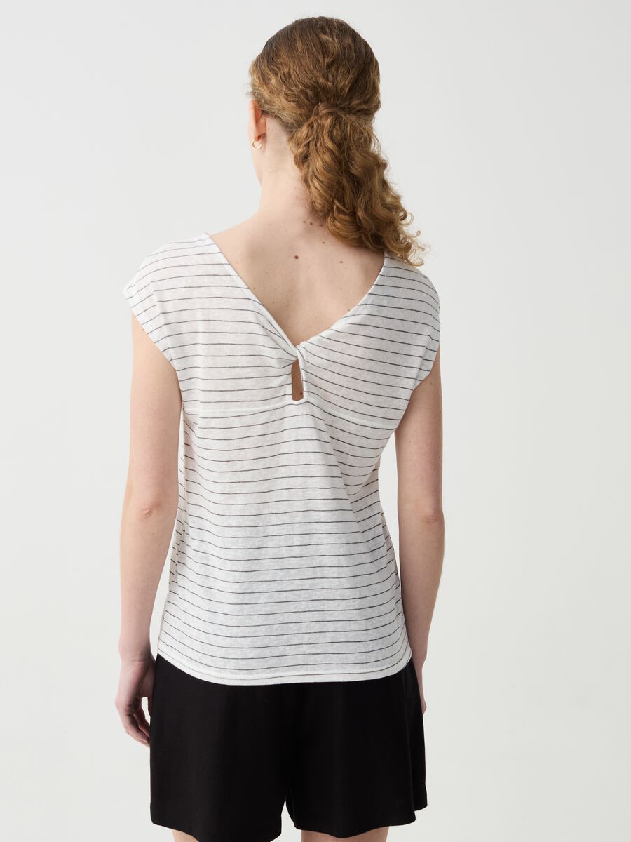 Striped T-shirt with cut-out detail and knot_1