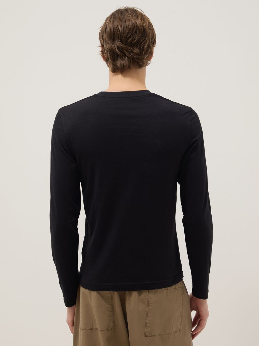 Black pure cotton regular fit top with buttons_2