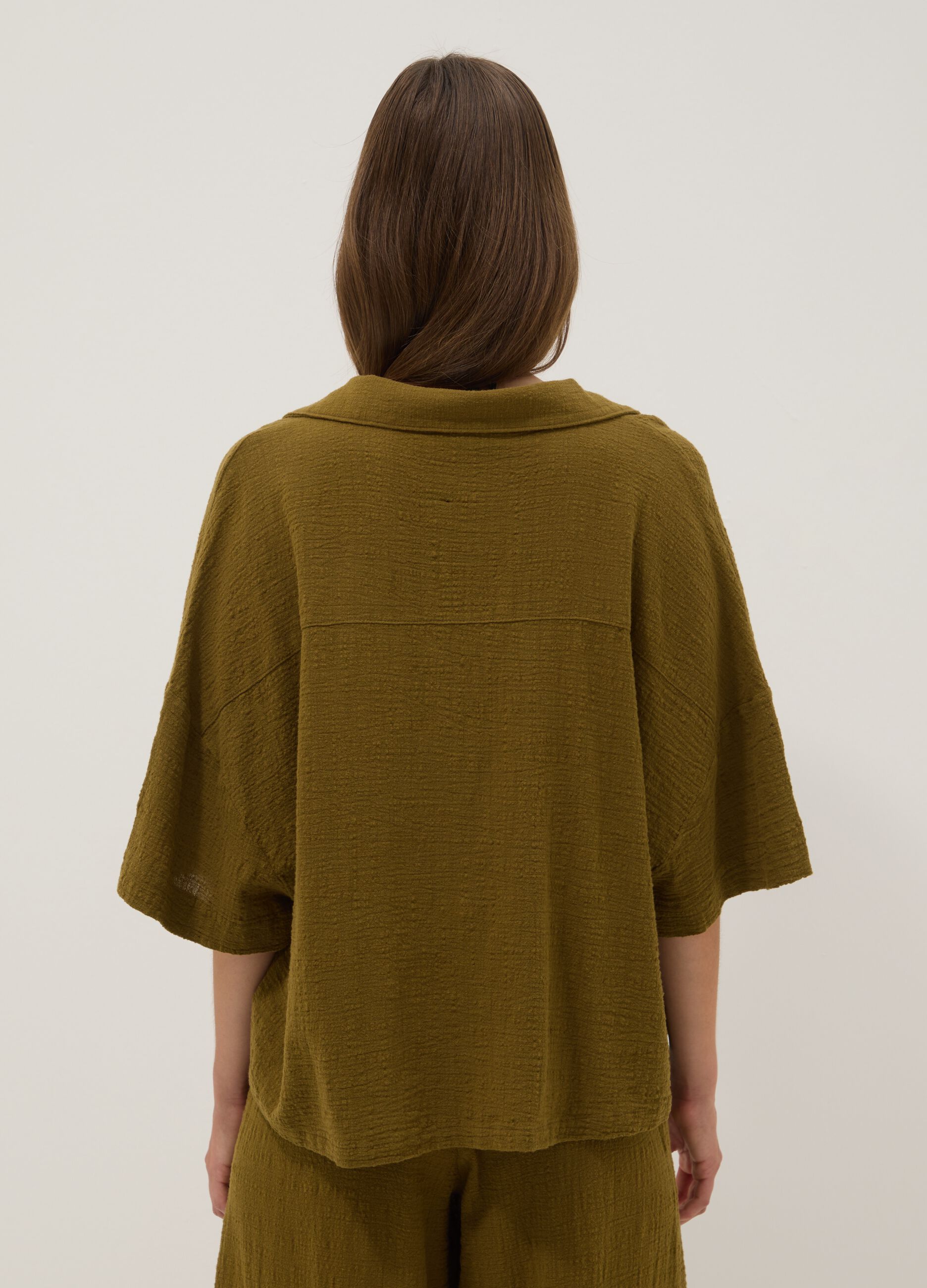 Short green pure cotton kaftan with V-neck