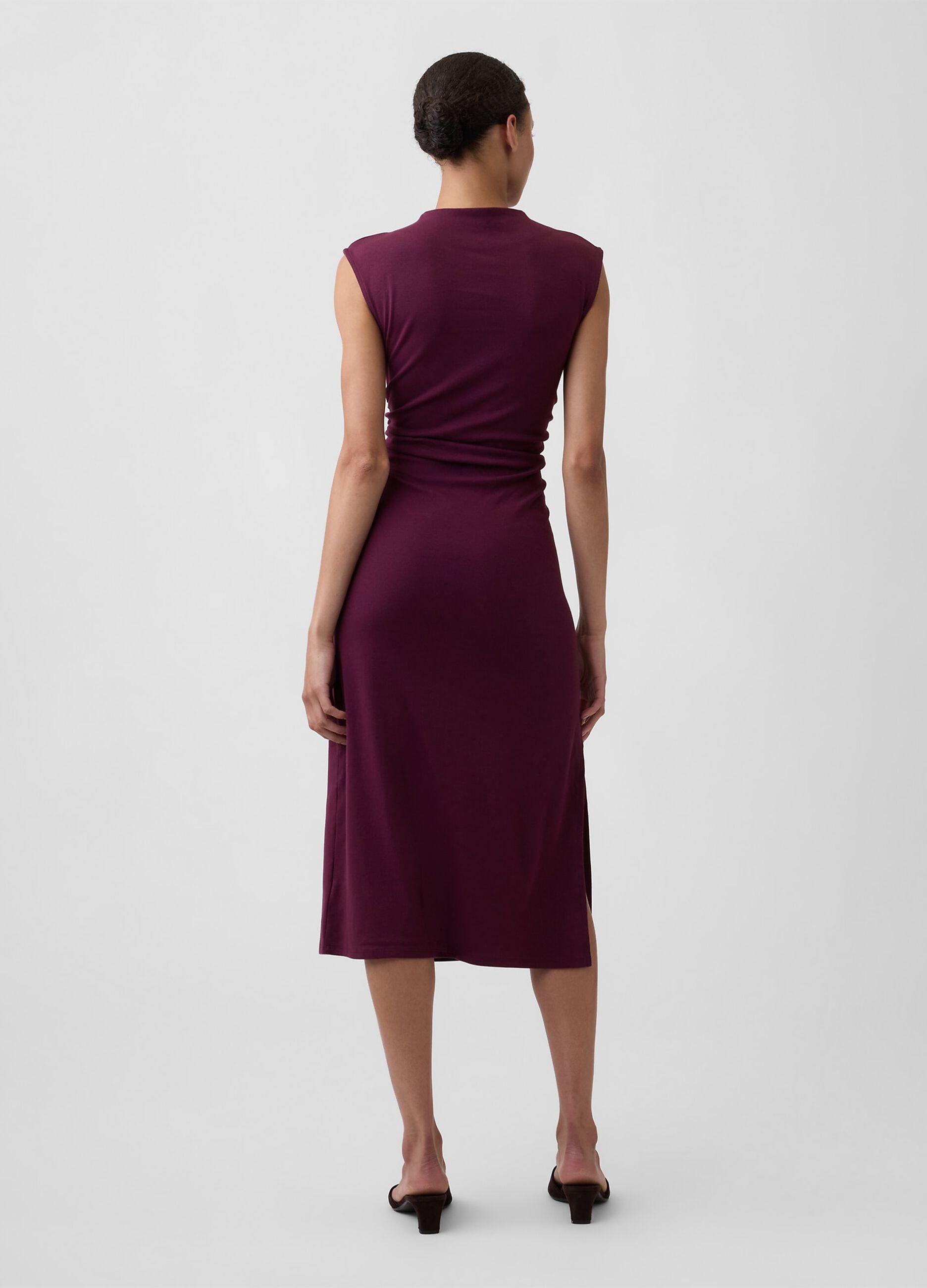 Rotes Midikleid aus Stretch-Baumwolle mit seitlichem Schlitz