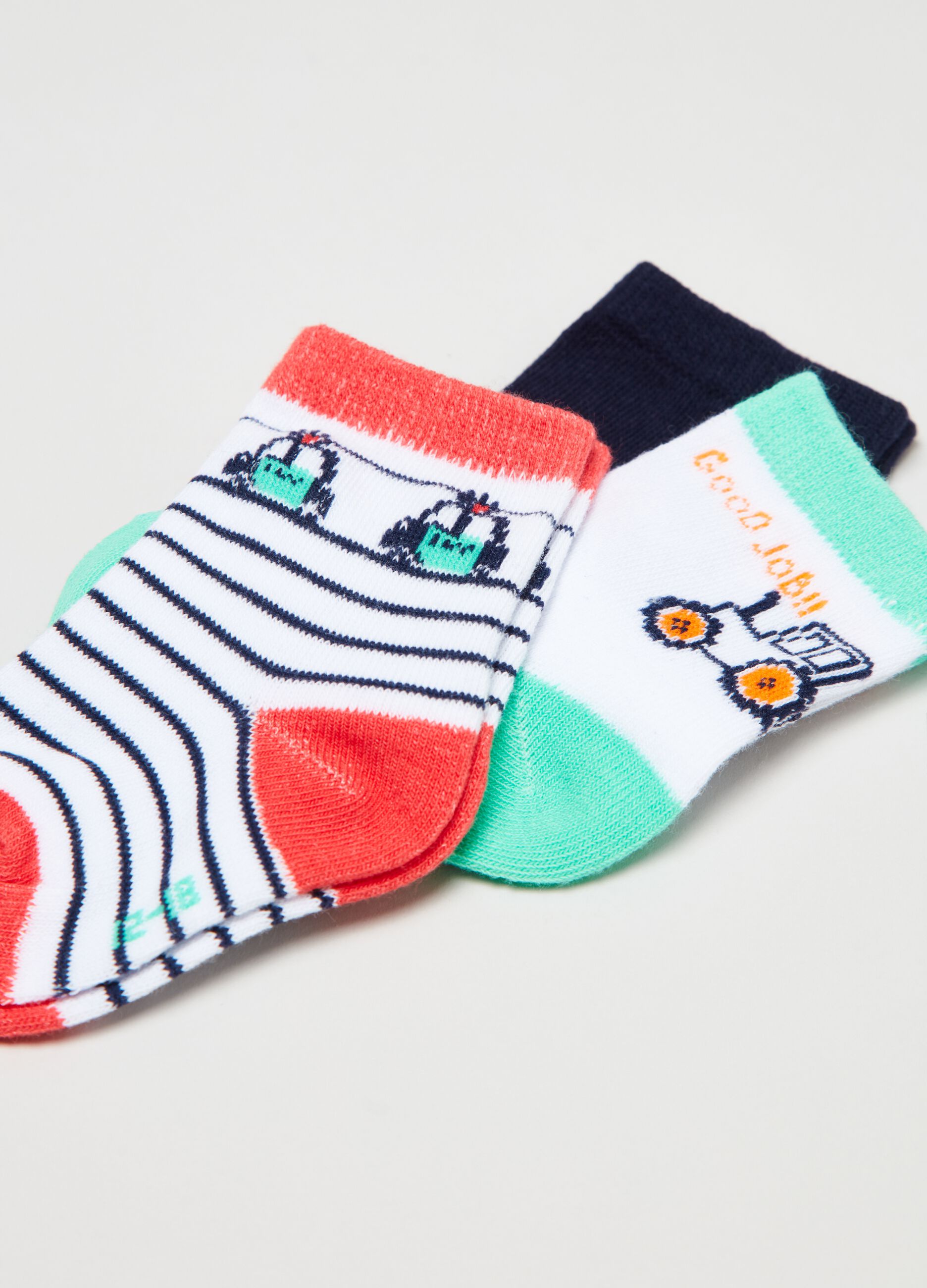 Three-pair pack stretch socks with stripe and car designs_2