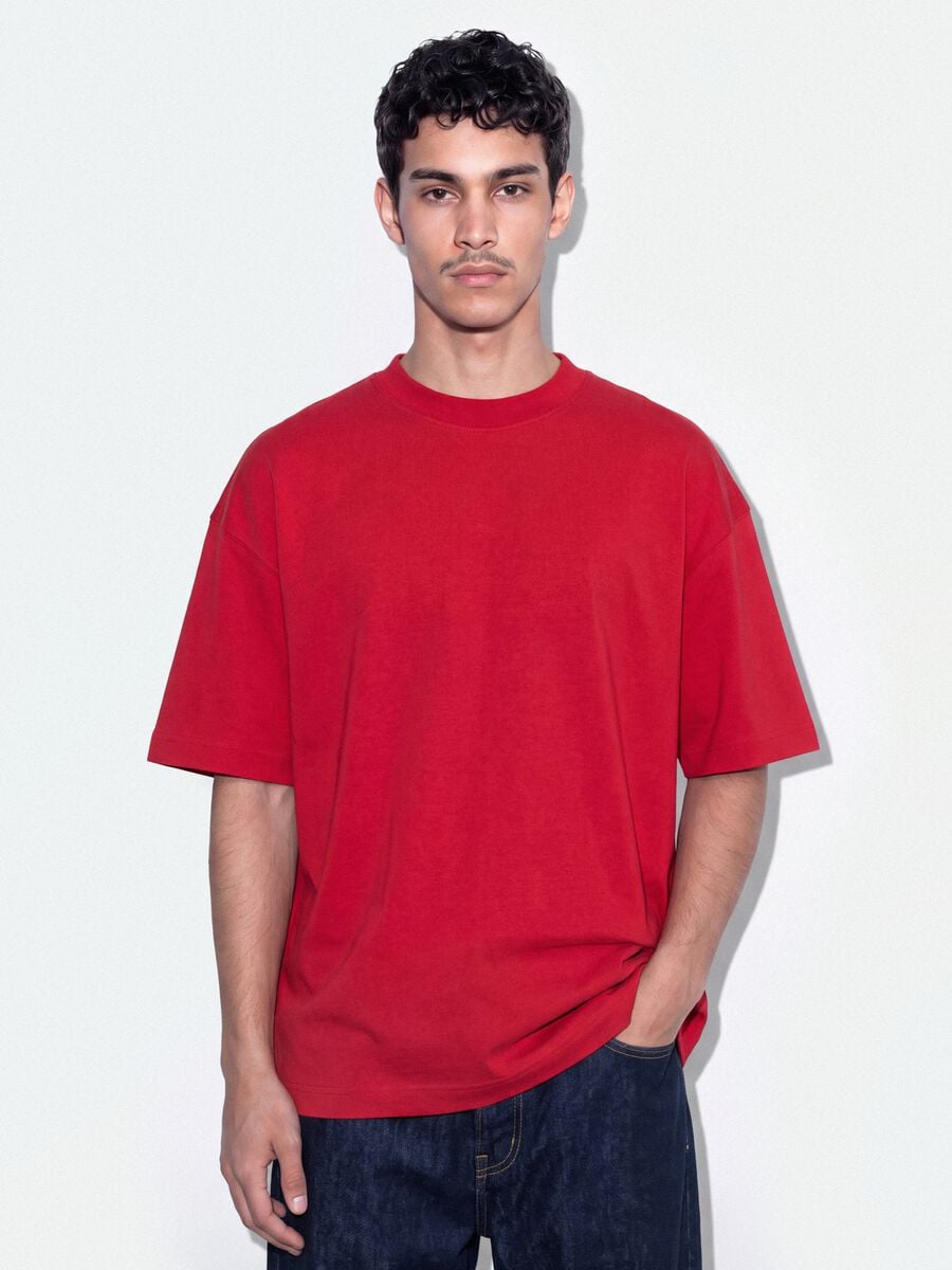 Red crew-neck T-shirt in pure cotton, boxy fit_0