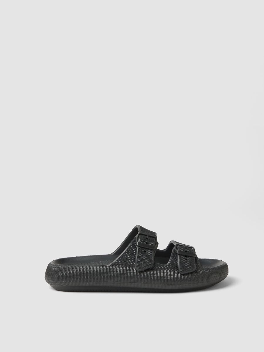 &Mu;&alpha;ύ&rho;&epsilon;&sigmaf; &pi;&alpha;&nu;&tau;ό&phi;&lambda;&epsilon;&sigmaf; &mu;&epsilon; &delta;&iota;&pi;&lambda;ή &alpha;&gamma;&kappa;&rho;ά&phi;&alpha;_0