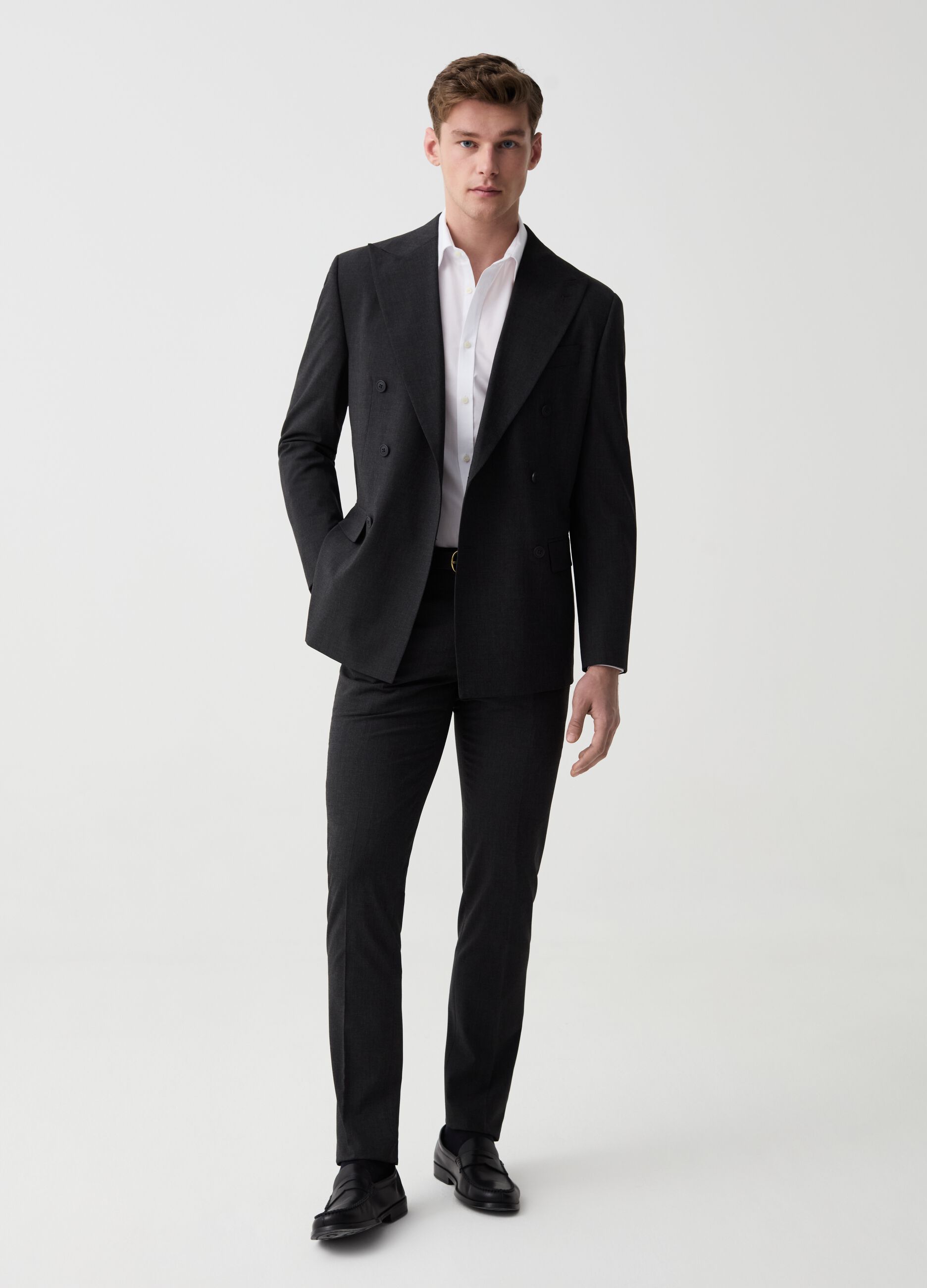 Easy-fit double-breasted suit