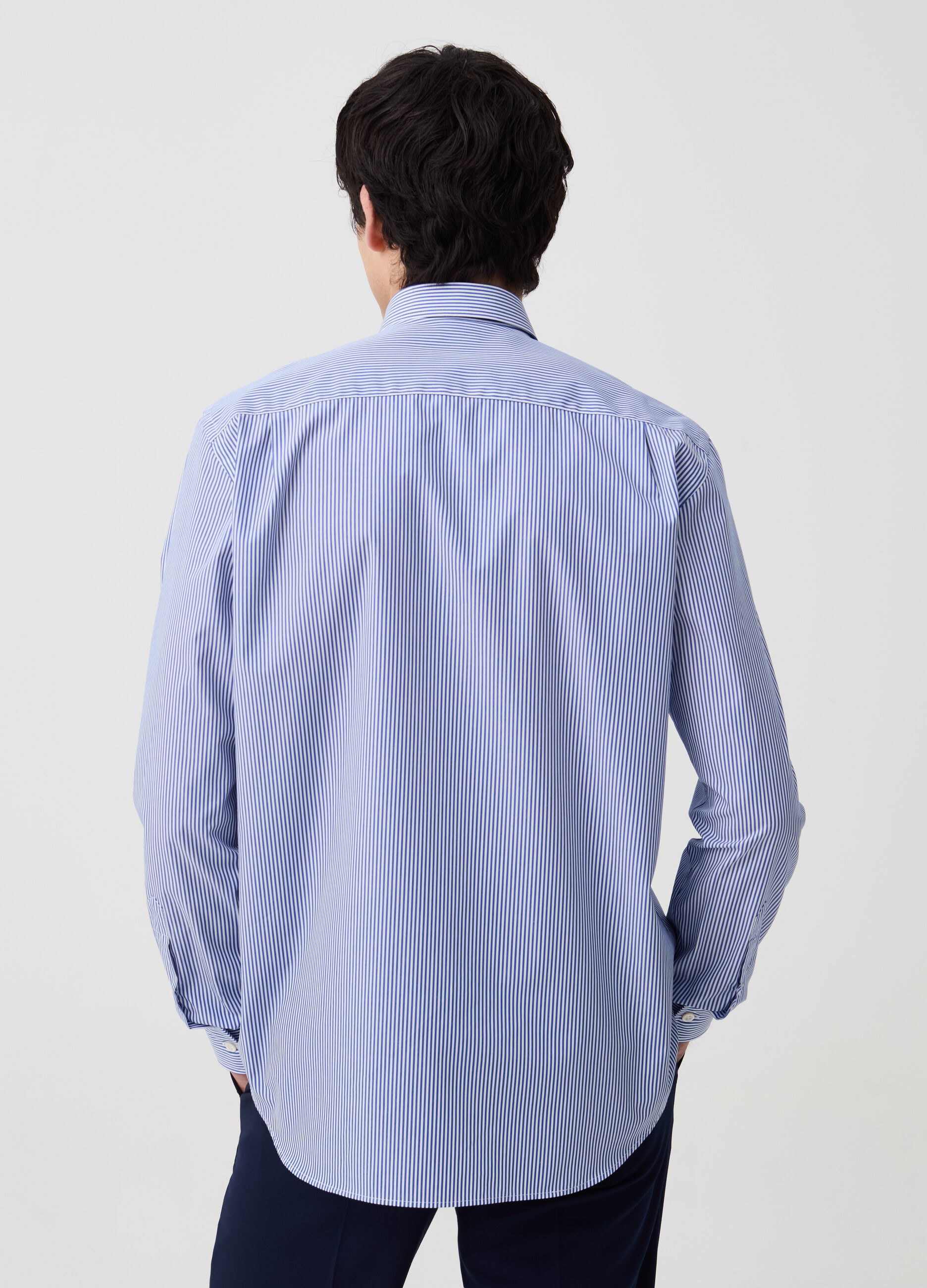 Camisa regular fit de rayas de algodón