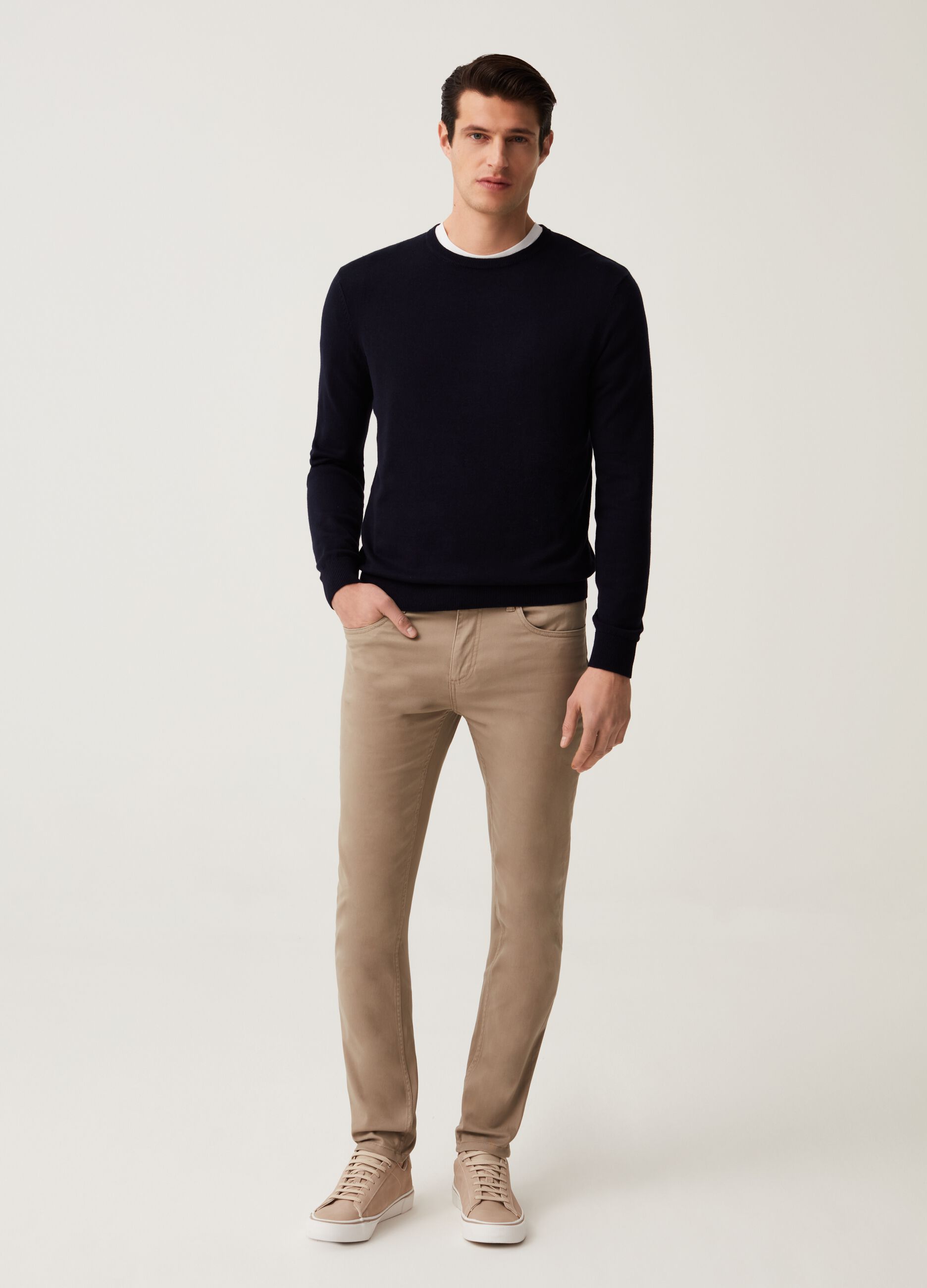 Skinny-fit trousers with five pockets