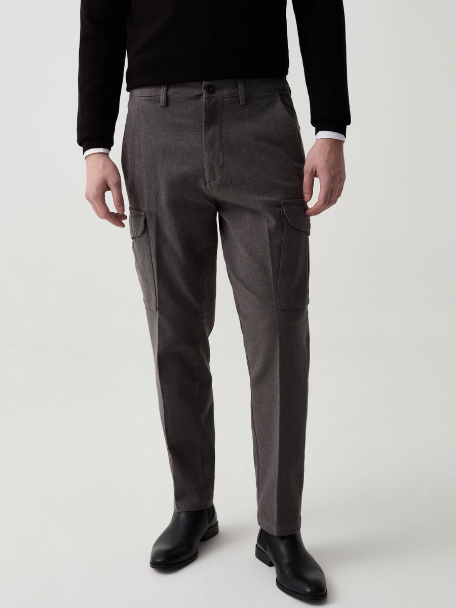 Comfort-fit cargo trousers in twill_1